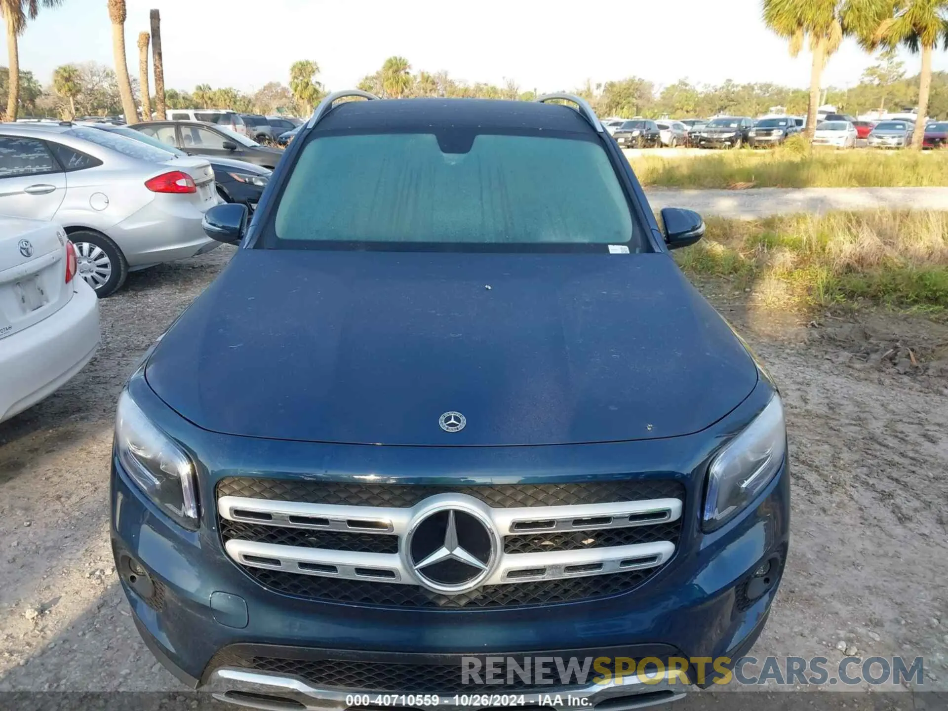 11 Photograph of a damaged car W1N4M4GB9NW239323 MERCEDES-BENZ GLB 250 2022