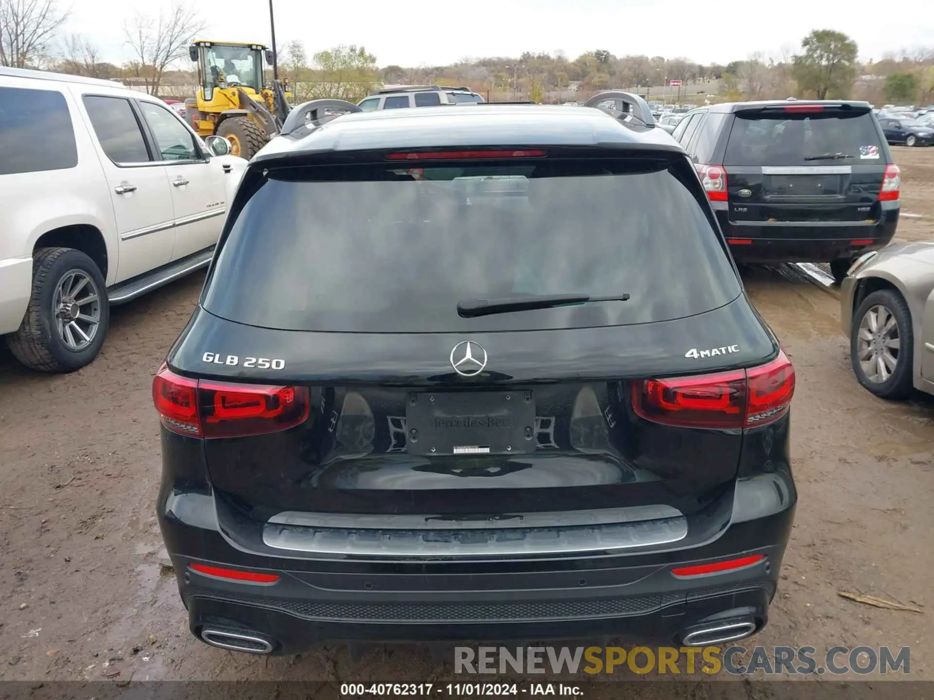 16 Photograph of a damaged car W1N4M4HB0NW237491 MERCEDES-BENZ GLB 250 2022