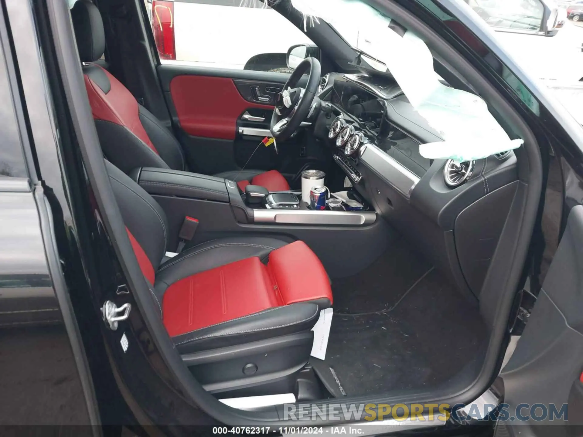 5 Photograph of a damaged car W1N4M4HB0NW237491 MERCEDES-BENZ GLB 250 2022