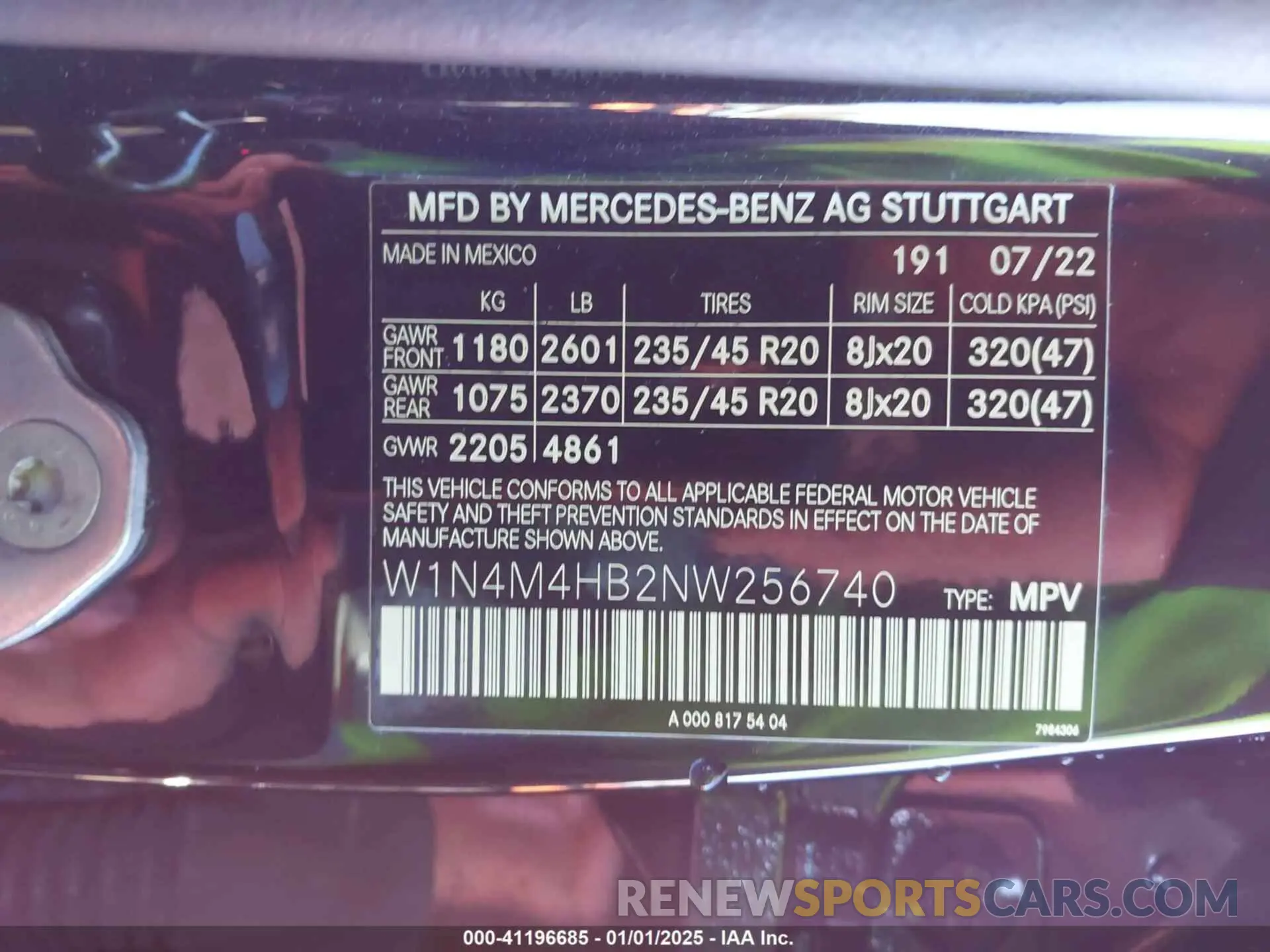 9 Photograph of a damaged car W1N4M4HB2NW256740 MERCEDES-BENZ GLB 250 2022