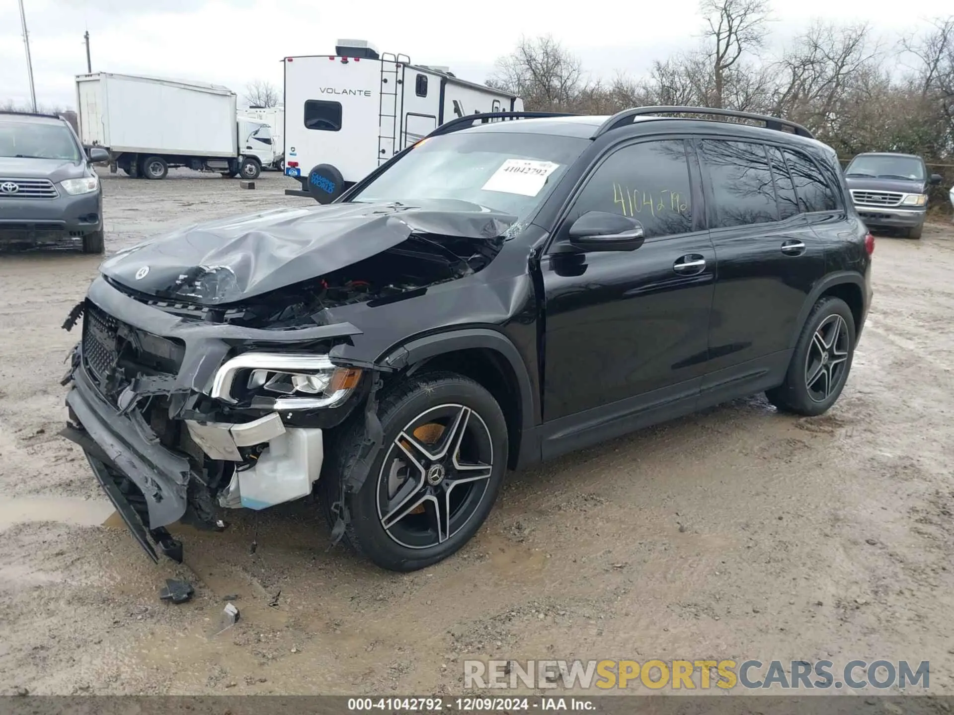 2 Photograph of a damaged car W1N4M4HB4NW201304 MERCEDES-BENZ GLB 250 2022