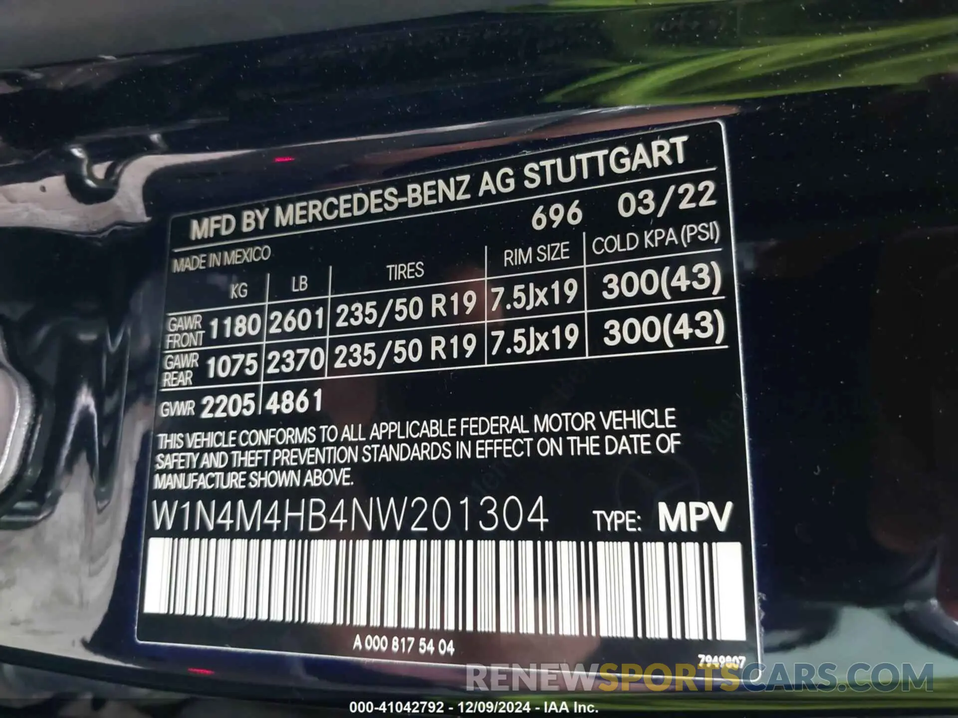 9 Photograph of a damaged car W1N4M4HB4NW201304 MERCEDES-BENZ GLB 250 2022