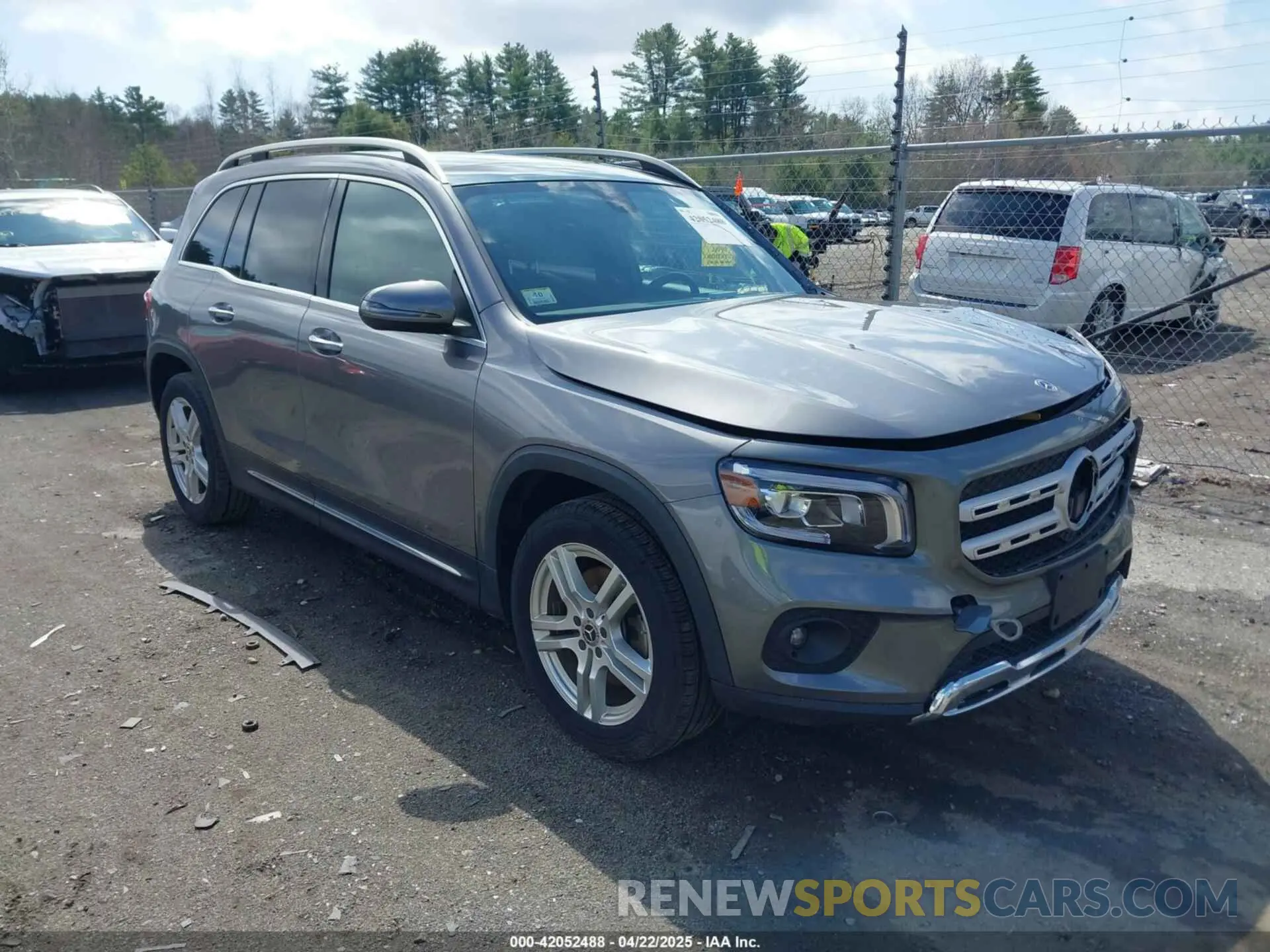 1 Photograph of a damaged car W1N4M4HB8NW183356 MERCEDES-BENZ GLB 250 2022