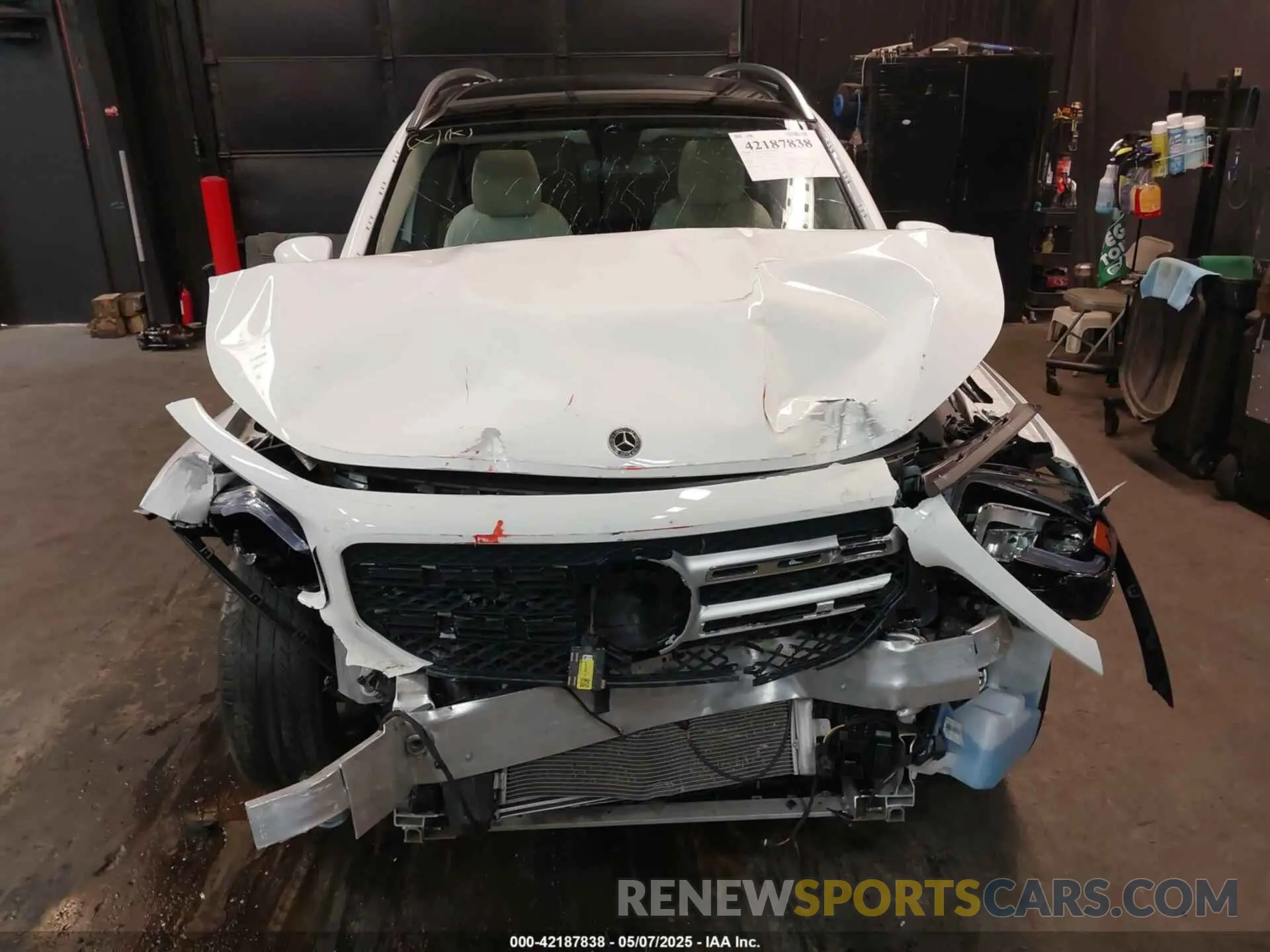 6 Photograph of a damaged car W1N4M4HBXNW242813 MERCEDES-BENZ GLB 250 2022