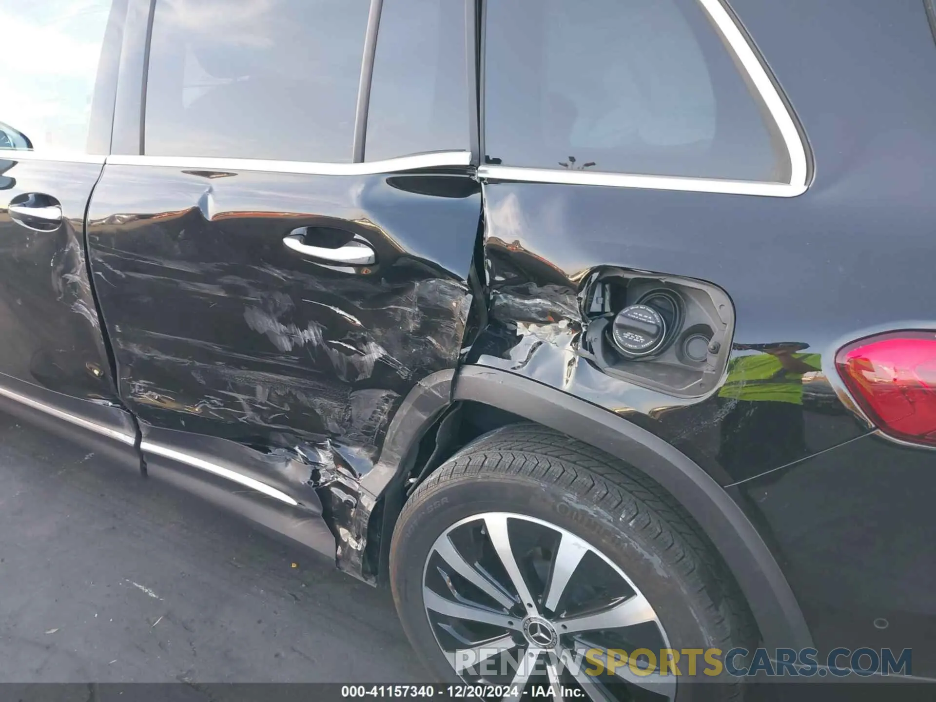 12 Photograph of a damaged car W1N4M4GB5PW329149 MERCEDES-BENZ GLB 250 2023