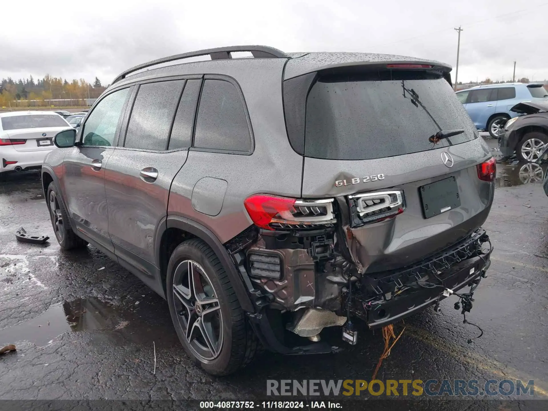 3 Фотография поврежденного автомобиля W1N4M4GB5PW335811 MERCEDES-BENZ GLB 250 2023