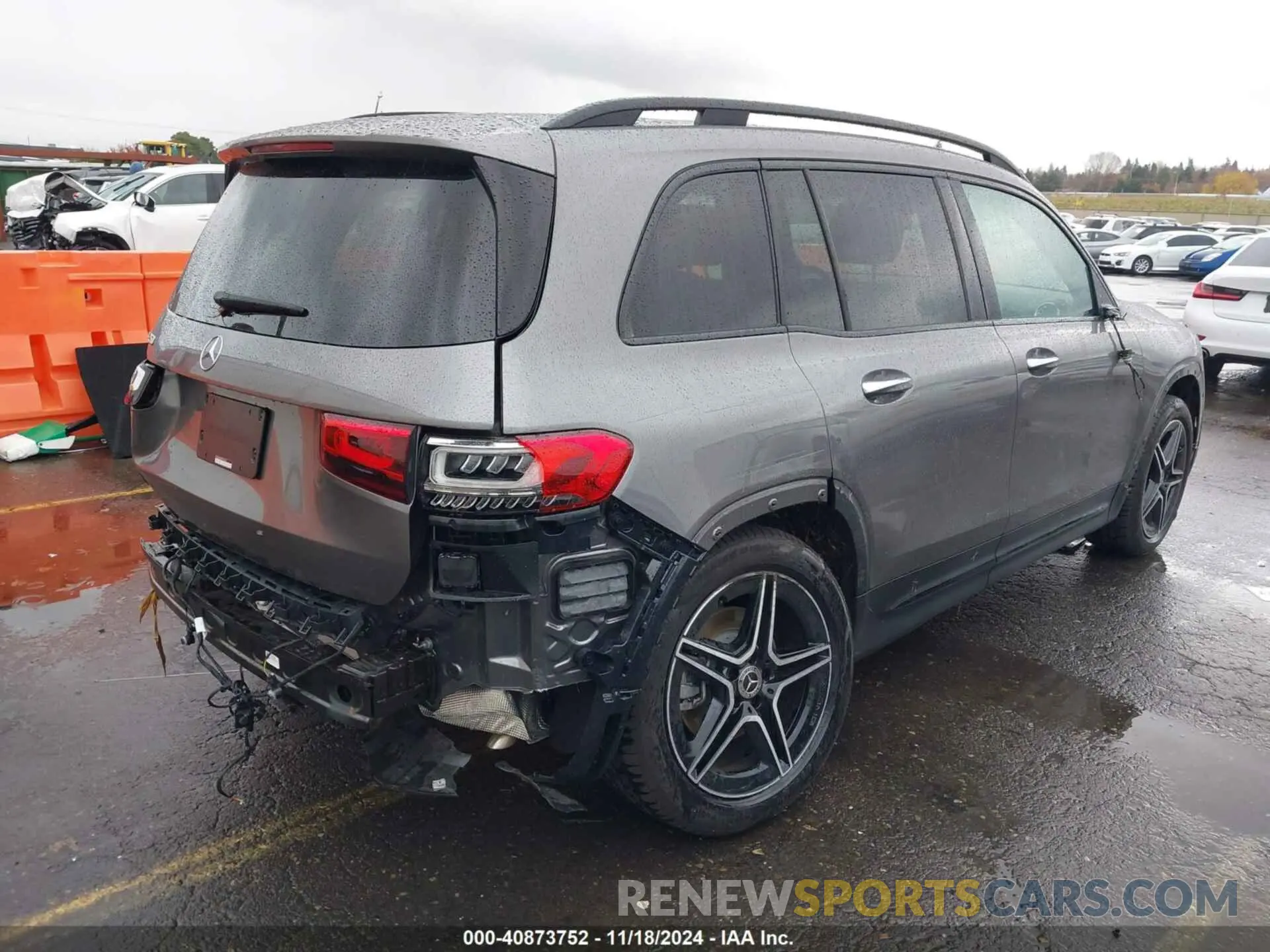 4 Фотография поврежденного автомобиля W1N4M4GB5PW335811 MERCEDES-BENZ GLB 250 2023