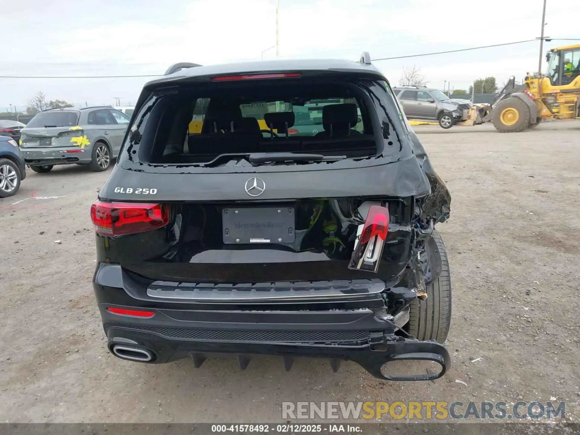 16 Фотография поврежденного автомобиля W1N4M4GB9PW334564 MERCEDES-BENZ GLB 250 2023