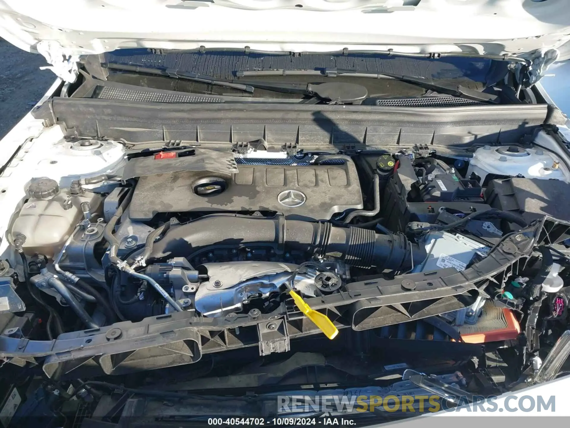 10 Photograph of a damaged car W1N4M4HB1PW336176 MERCEDES-BENZ GLB 250 2023