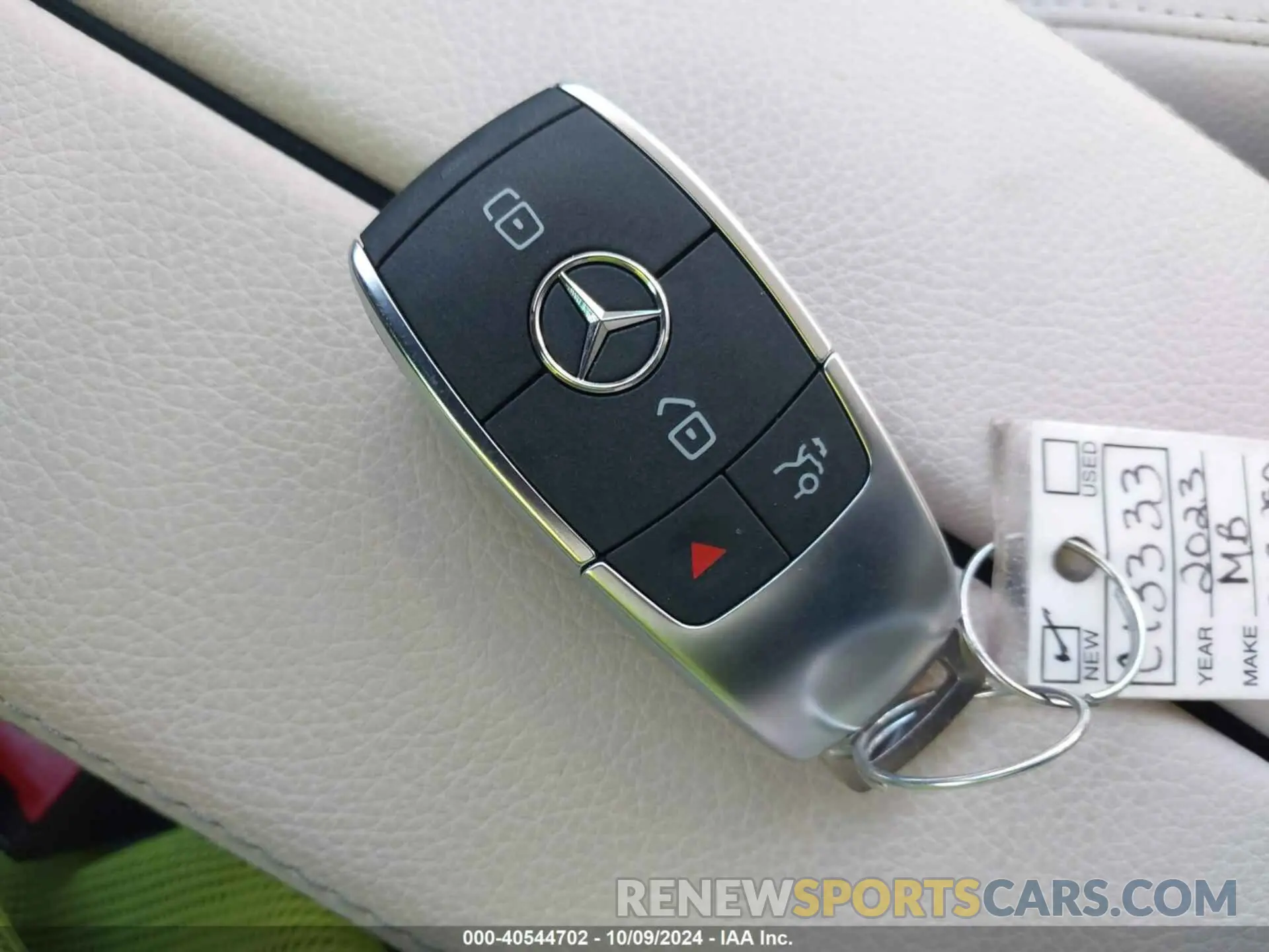 11 Photograph of a damaged car W1N4M4HB1PW336176 MERCEDES-BENZ GLB 250 2023