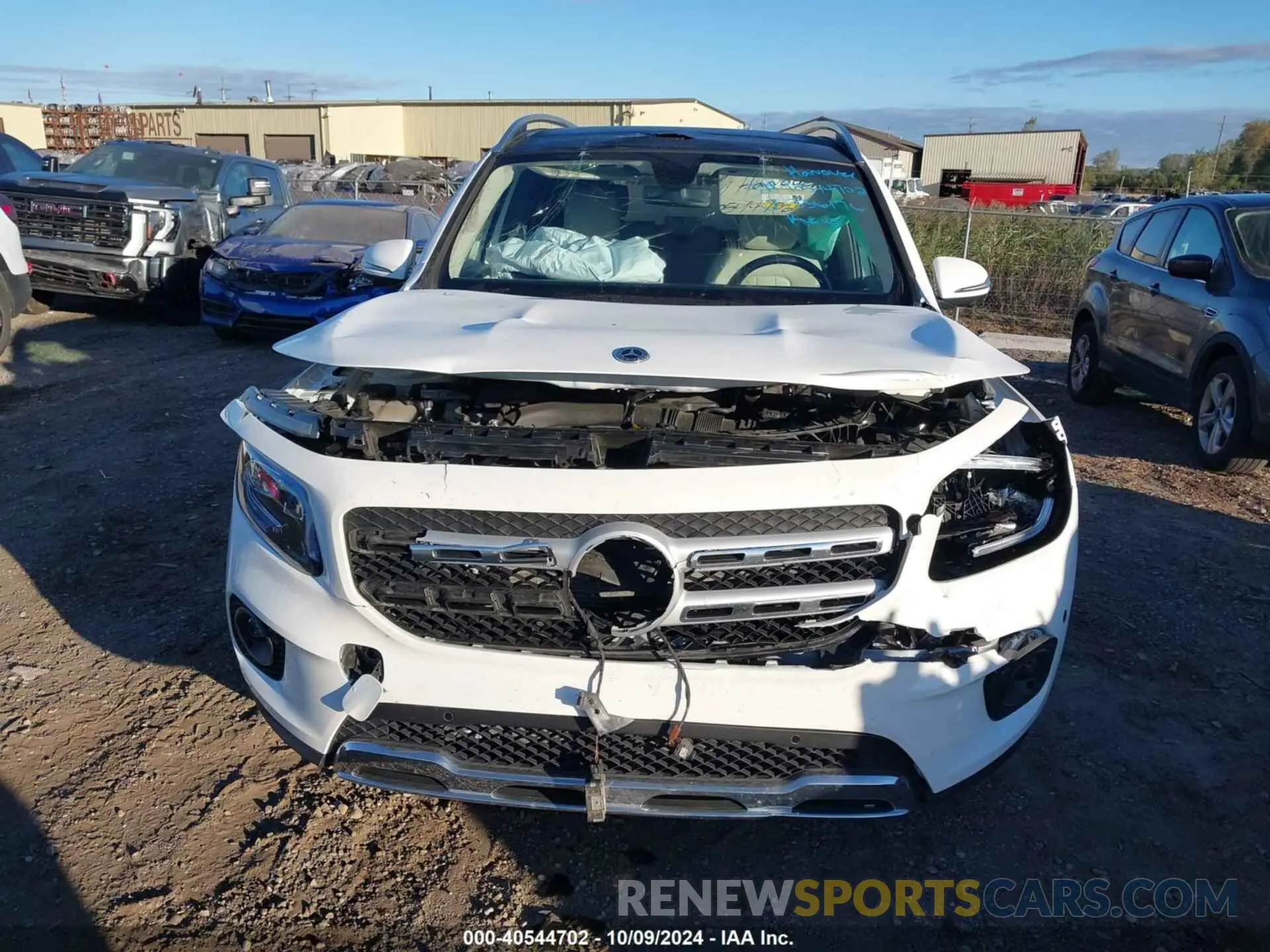 12 Photograph of a damaged car W1N4M4HB1PW336176 MERCEDES-BENZ GLB 250 2023