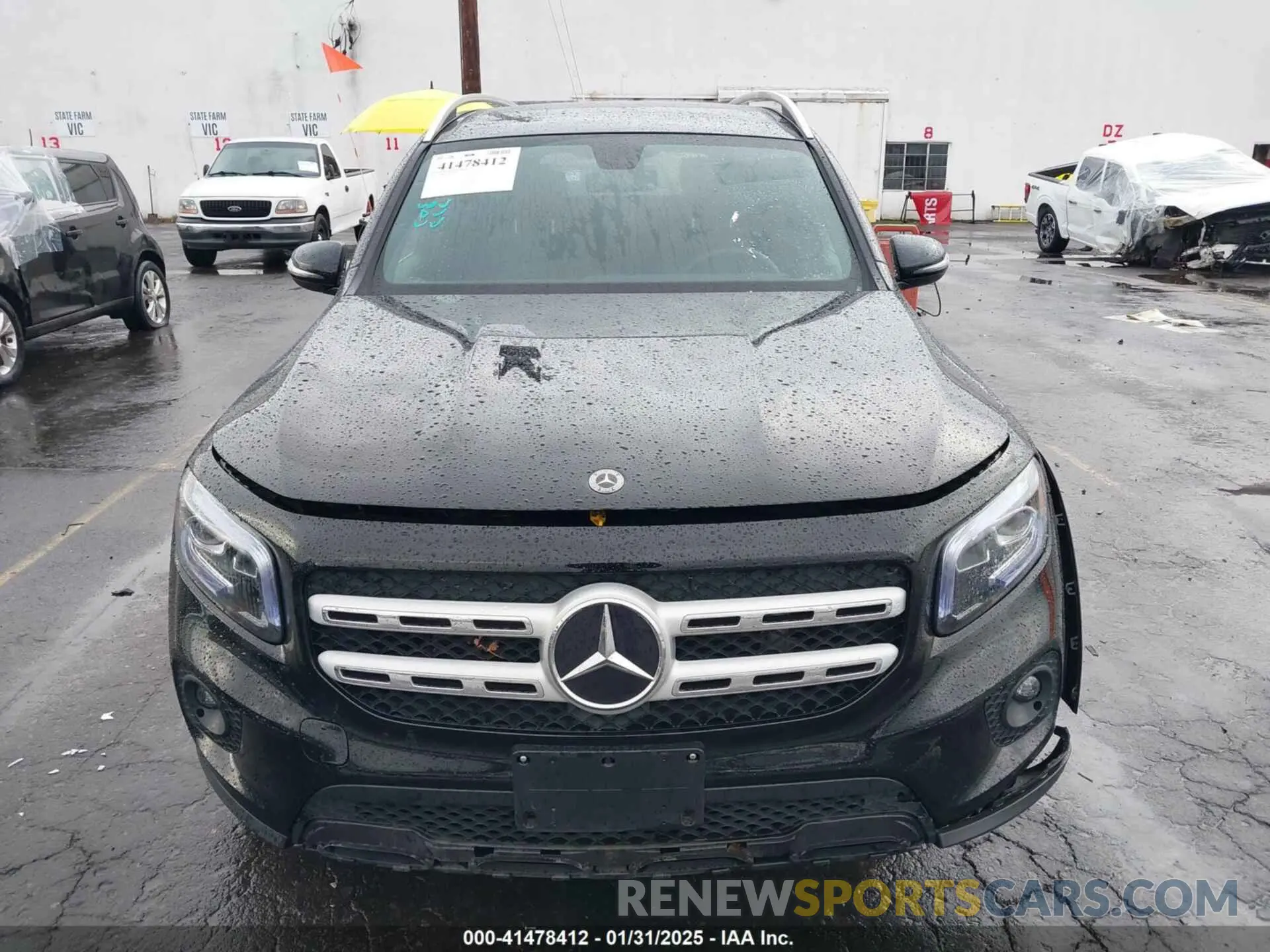 13 Фотография поврежденного автомобиля W1N4M4HB3PW261061 MERCEDES-BENZ GLB 250 2023