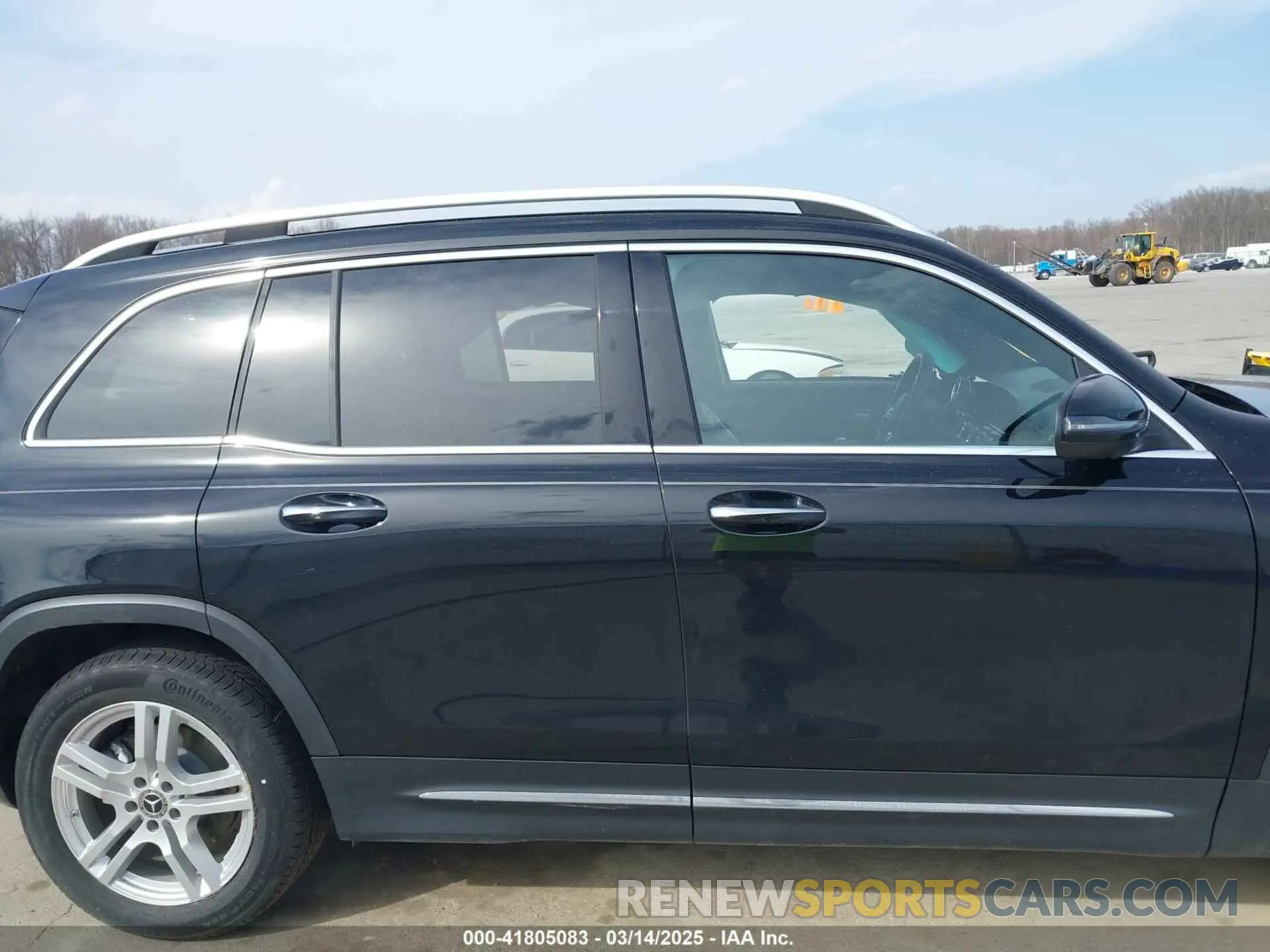 14 Photograph of a damaged car W1N4M4HB5PW303147 MERCEDES-BENZ GLB 250 2023