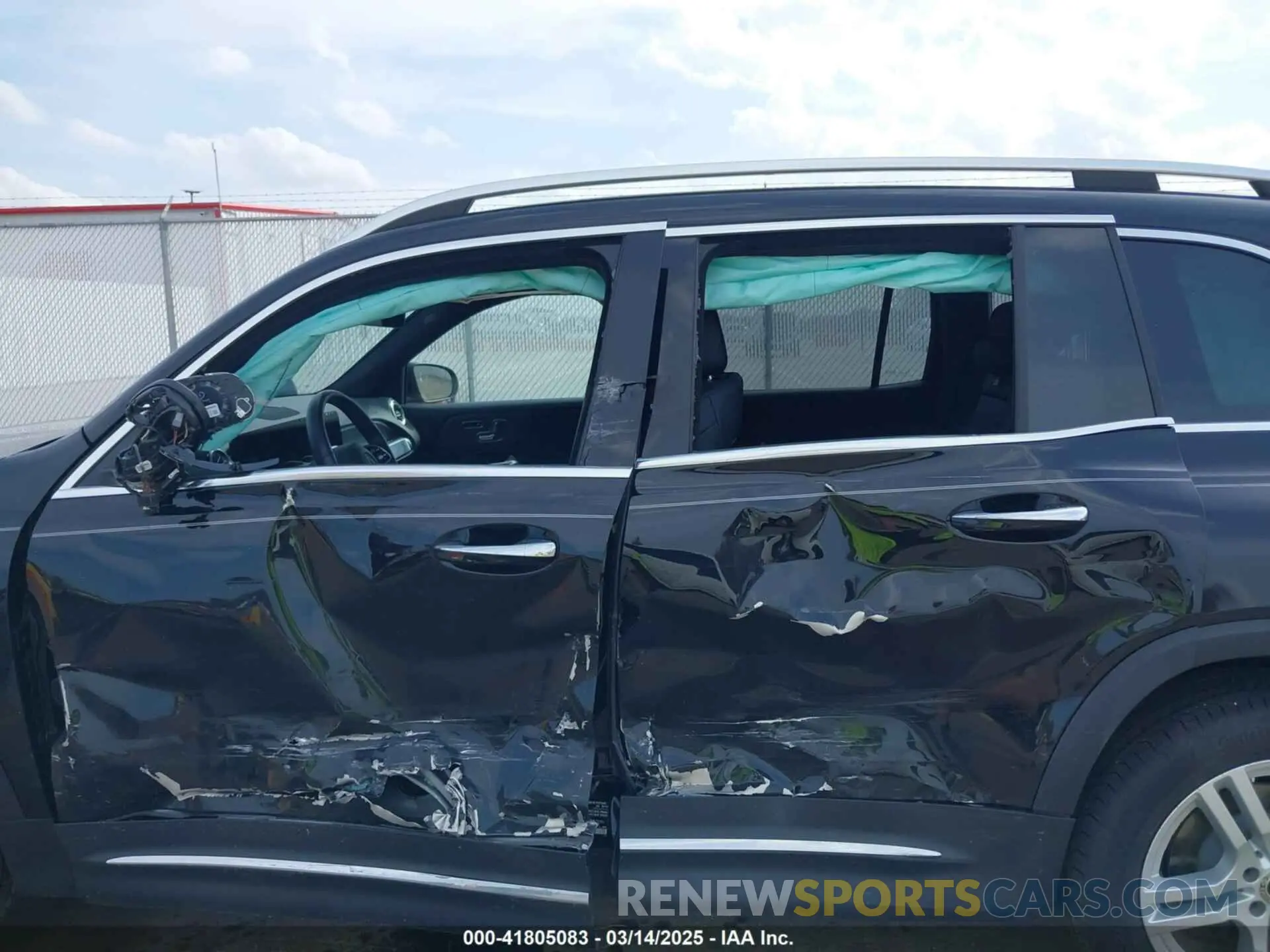 15 Photograph of a damaged car W1N4M4HB5PW303147 MERCEDES-BENZ GLB 250 2023