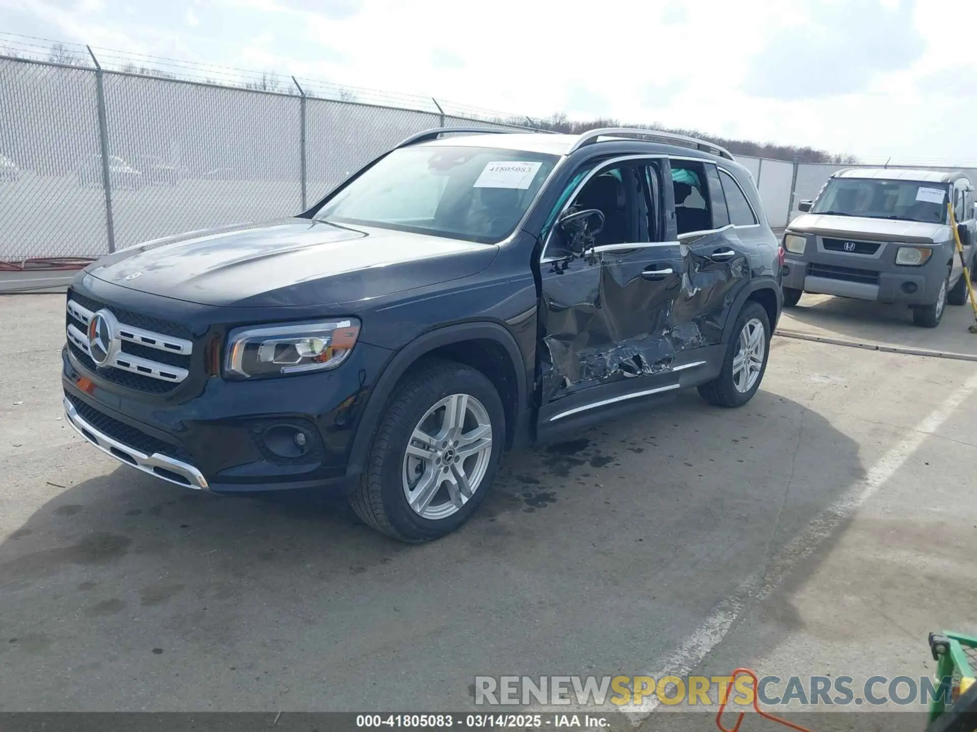 2 Photograph of a damaged car W1N4M4HB5PW303147 MERCEDES-BENZ GLB 250 2023