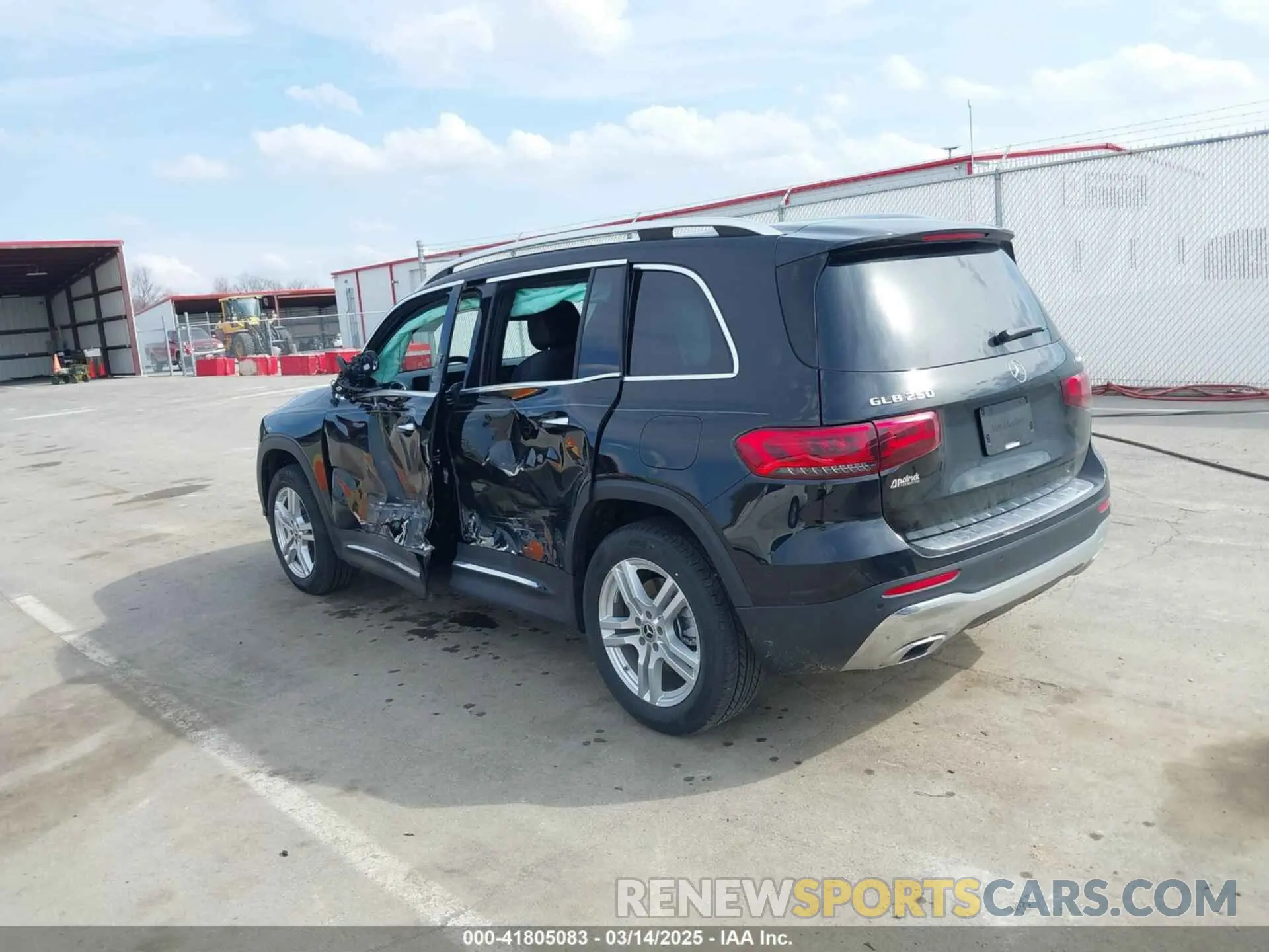 3 Photograph of a damaged car W1N4M4HB5PW303147 MERCEDES-BENZ GLB 250 2023