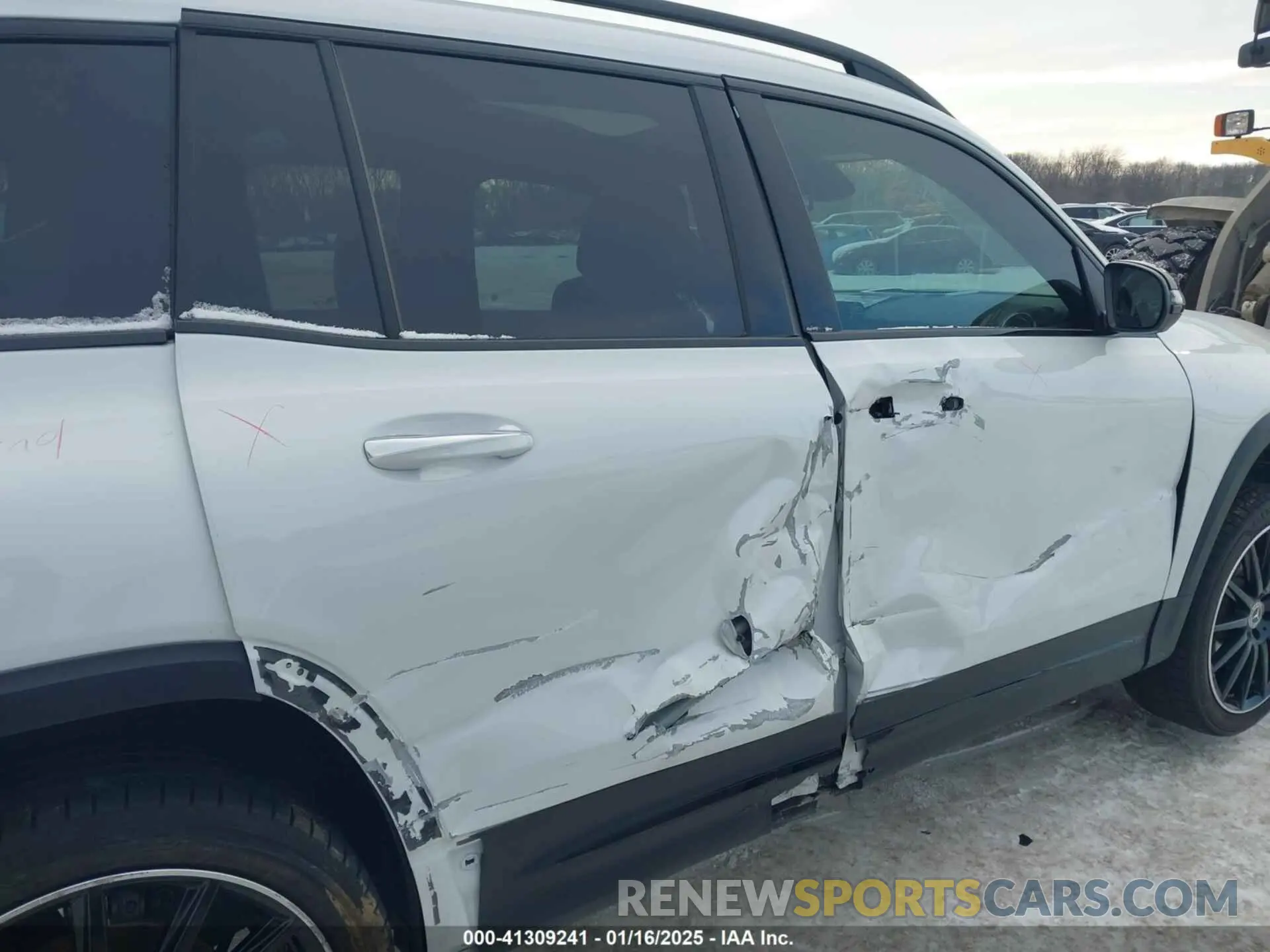 6 Photograph of a damaged car W1N4M4HB6PW314044 MERCEDES-BENZ GLB 250 2023