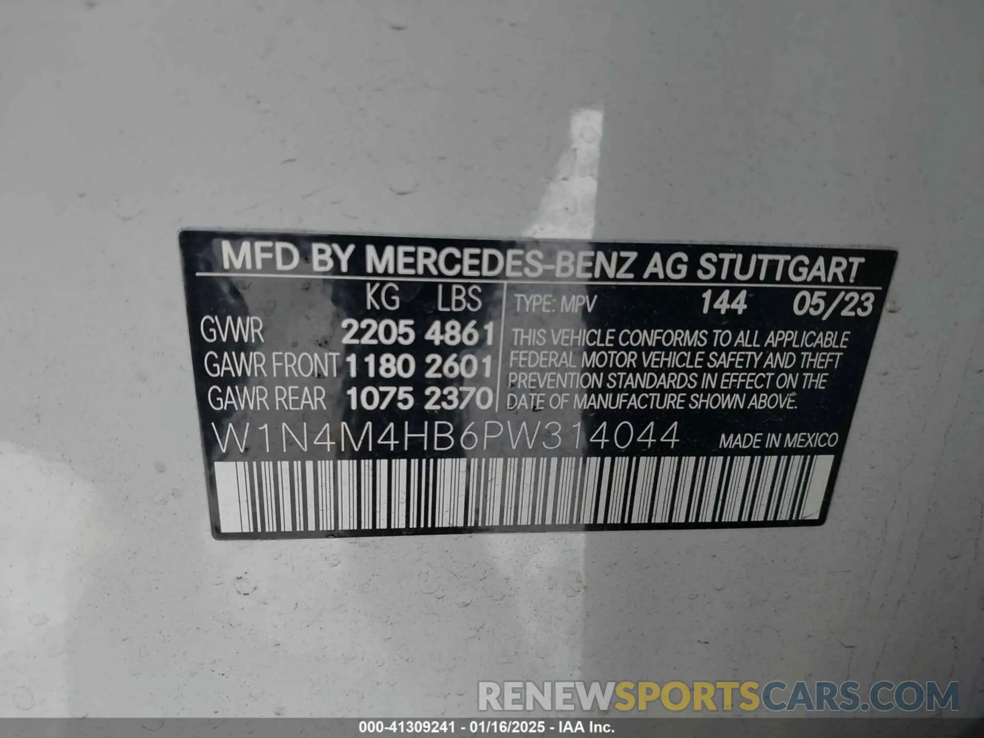 9 Photograph of a damaged car W1N4M4HB6PW314044 MERCEDES-BENZ GLB 250 2023