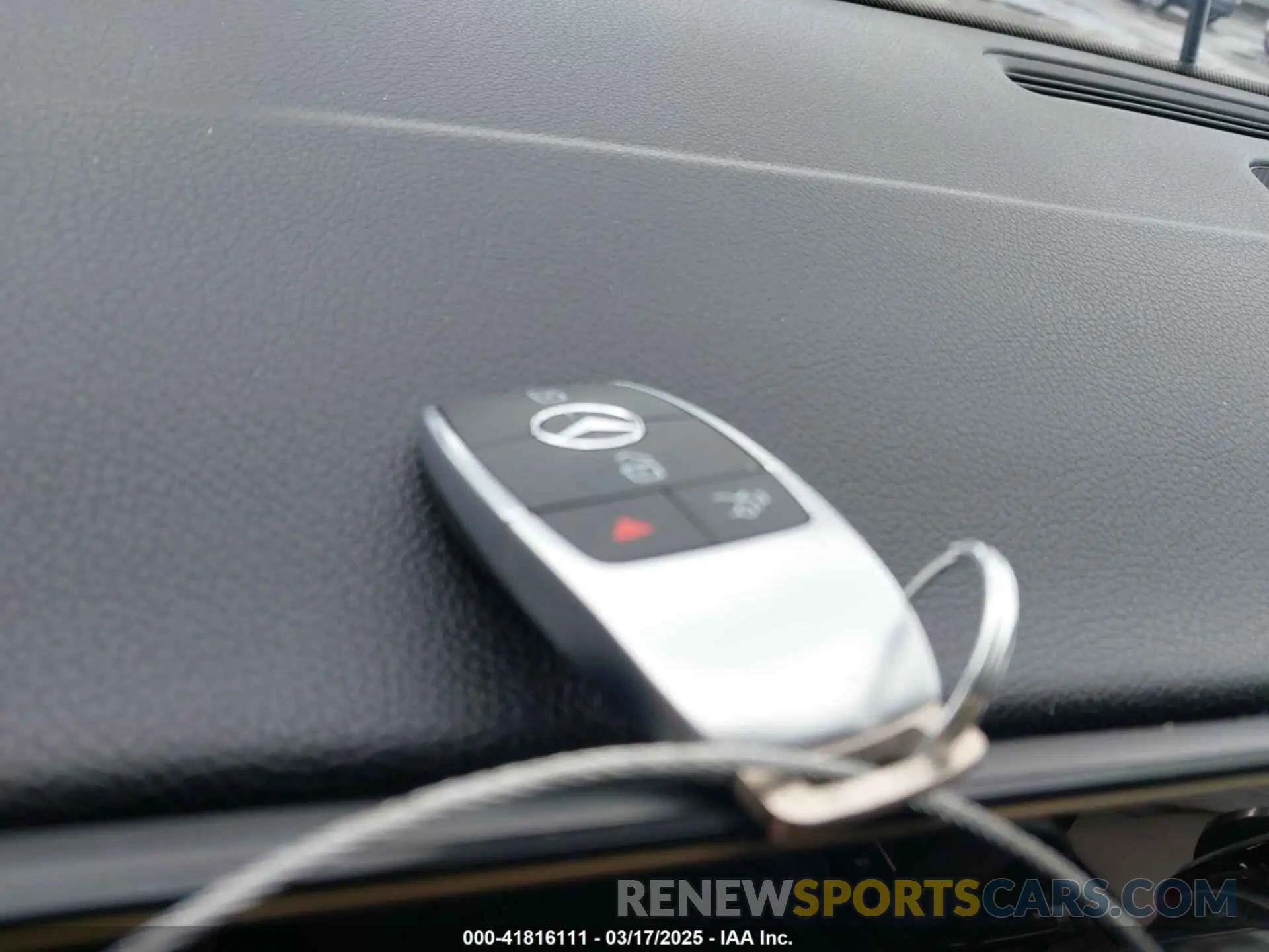 11 Photograph of a damaged car W1N4M4HB7PW264075 MERCEDES-BENZ GLB 250 2023