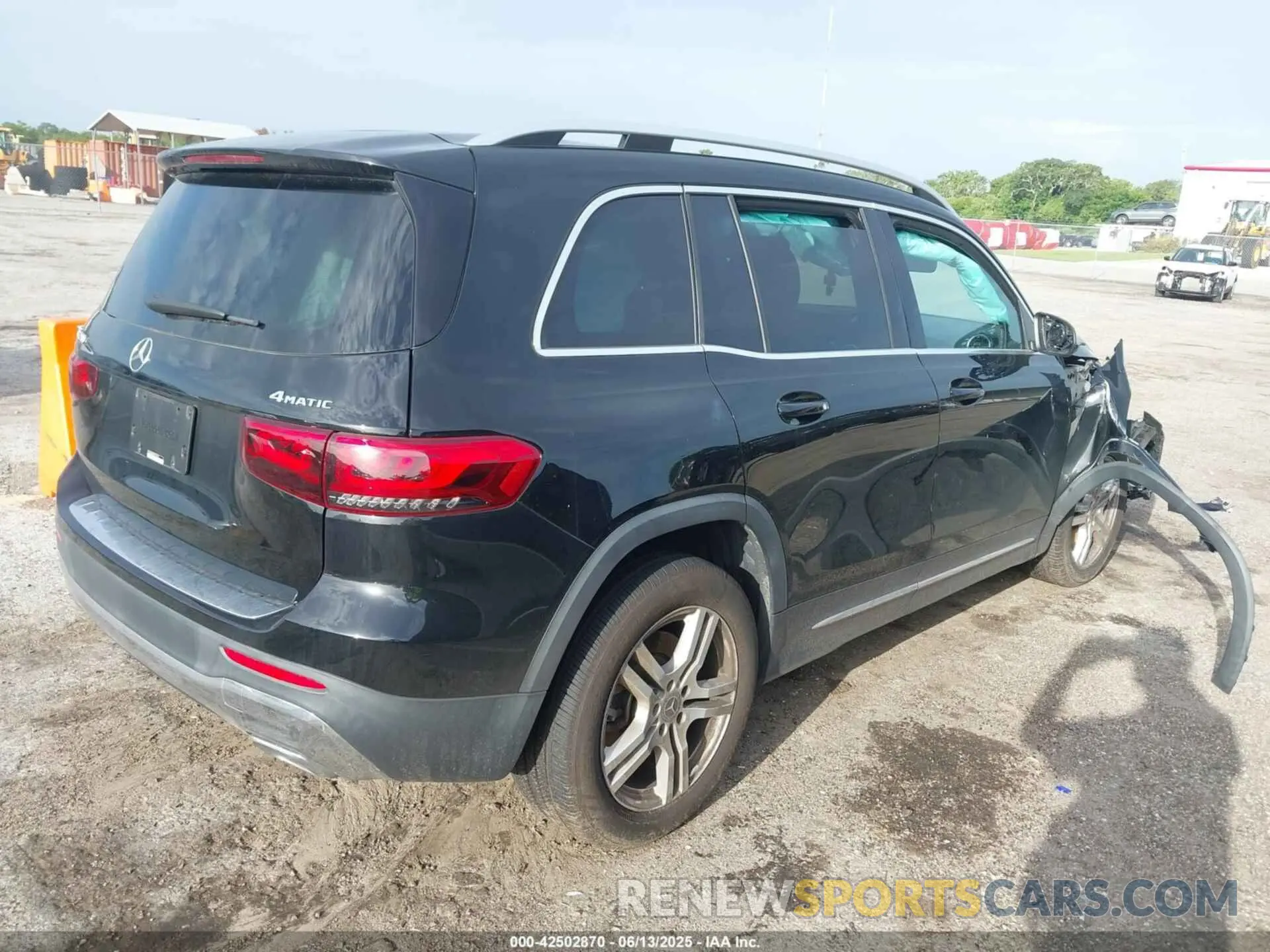 4 Фотография поврежденного автомобиля W1N4M4HB8PW278745 MERCEDES-BENZ GLB 250 2023