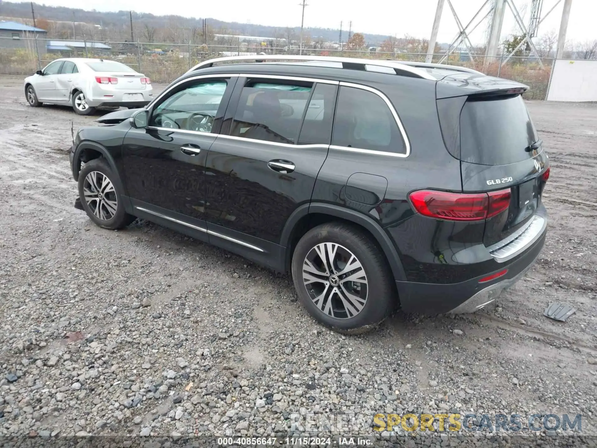 3 Photograph of a damaged car W1N4M4HBXRW358079 MERCEDES-BENZ GLB 250 2024
