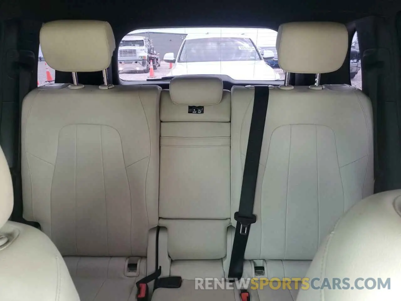 10 Фотография поврежденного автомобиля W1N4M4GB1LW031613 MERCEDES-BENZ GLB-CLASS 2020
