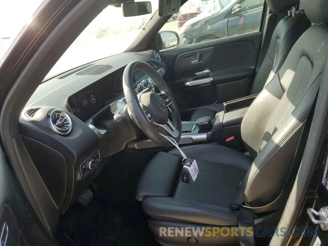 7 Photograph of a damaged car W1N4M4GB2LW046007 MERCEDES-BENZ GLB-CLASS 2020