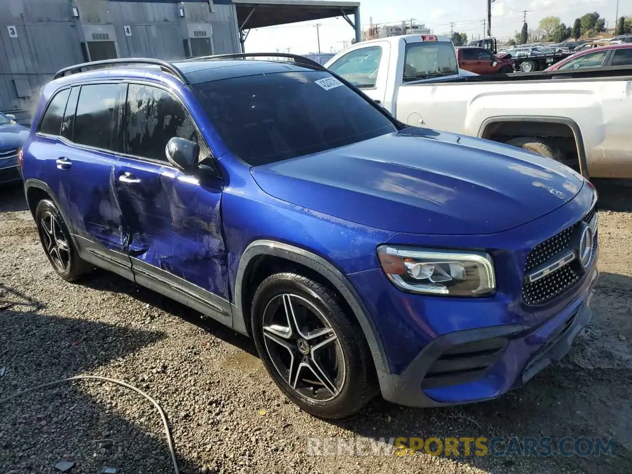 4 Photograph of a damaged car W1N4M4GB4LW024526 MERCEDES-BENZ GLB-CLASS 2020