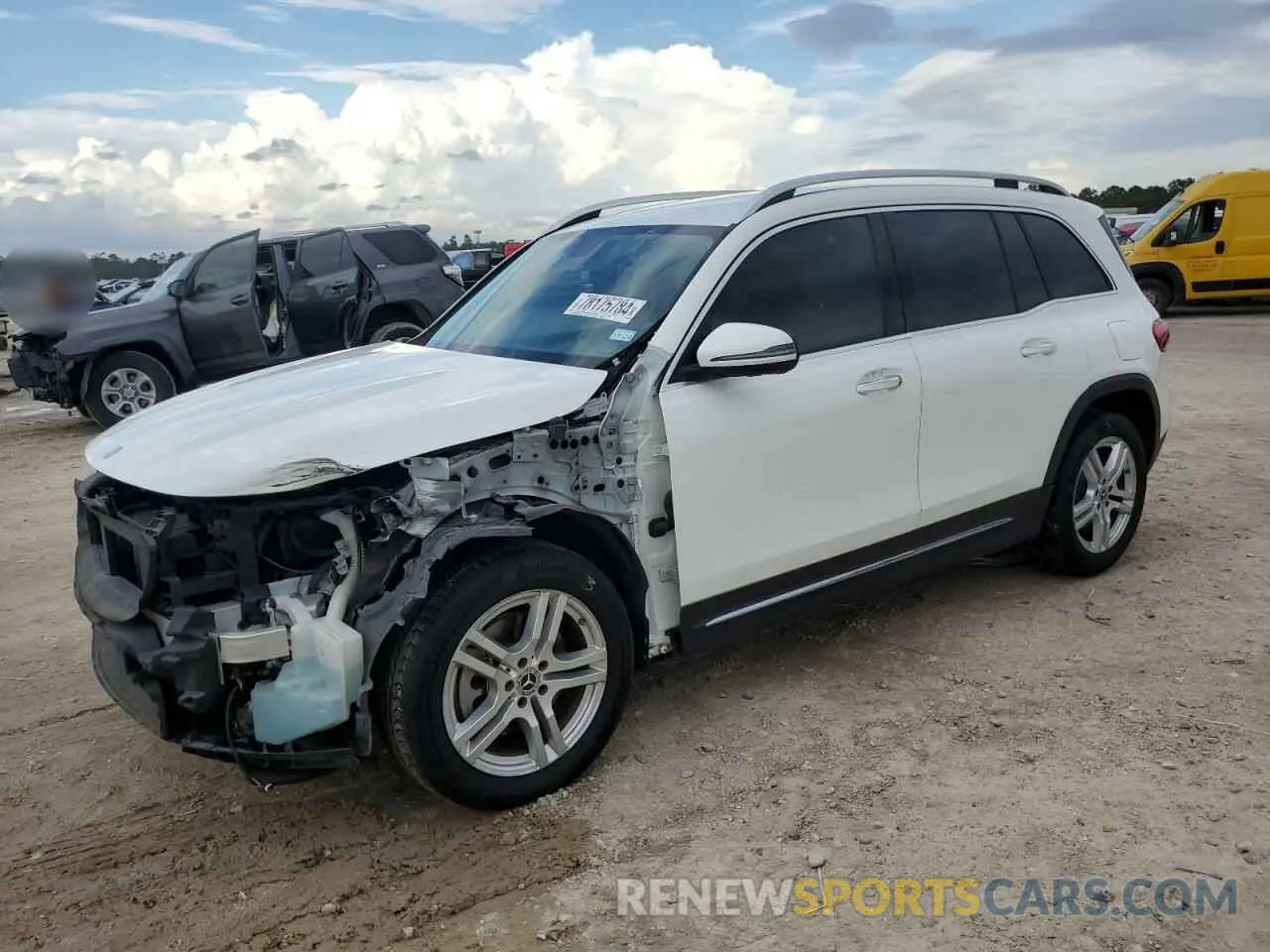1 Фотография поврежденного автомобиля W1N4M4GB5LW022476 MERCEDES-BENZ GLB-CLASS 2020