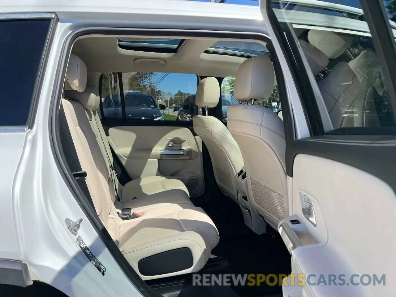 6 Фотография поврежденного автомобиля W1N4M4GB6LW041232 MERCEDES-BENZ GLB-CLASS 2020
