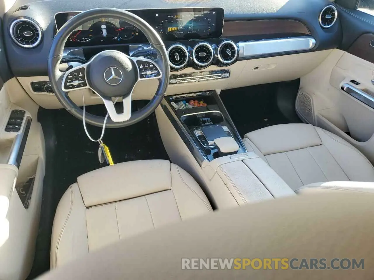 8 Фотография поврежденного автомобиля W1N4M4GB7LW051381 MERCEDES-BENZ GLB-CLASS 2020