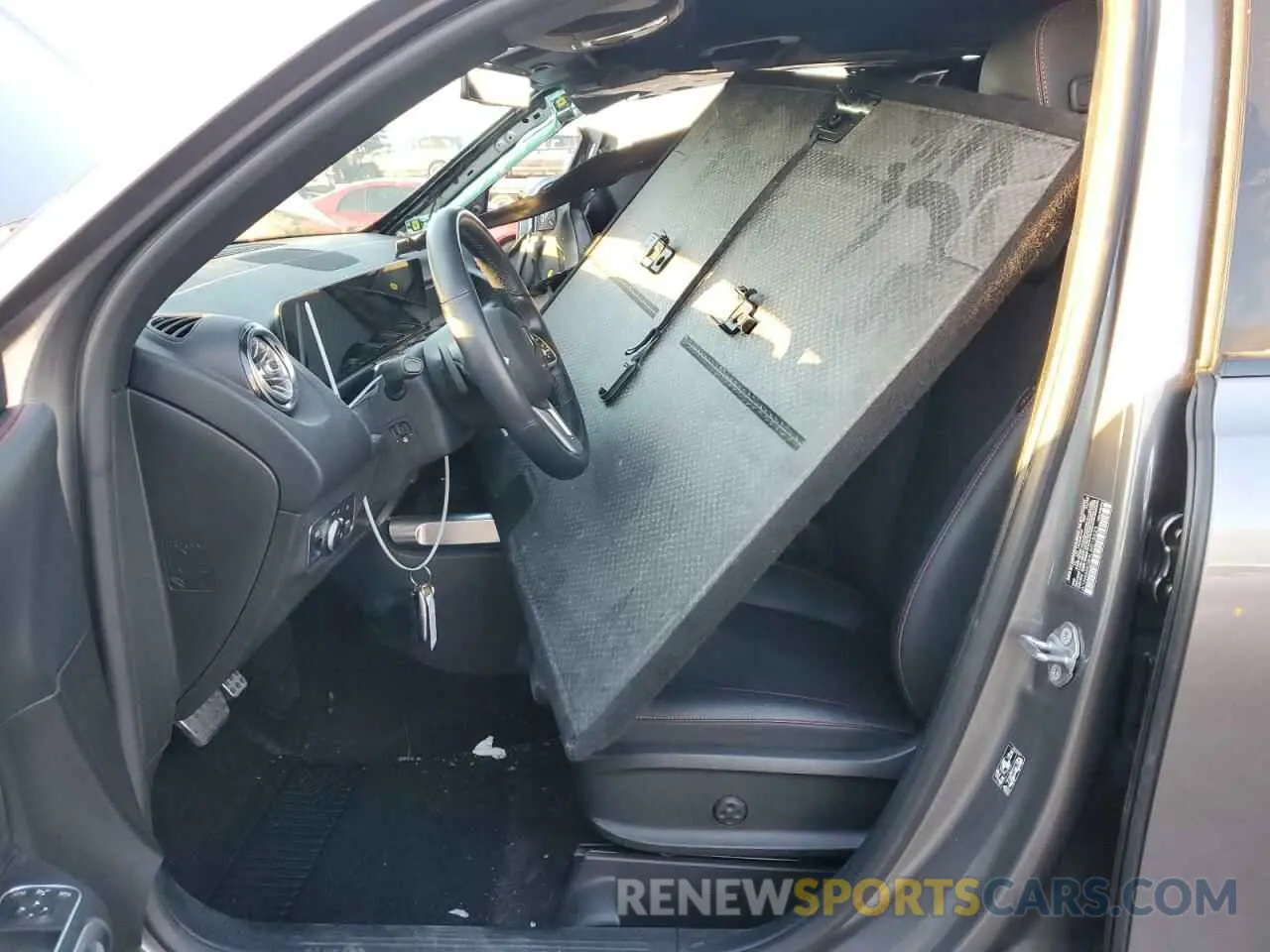 7 Photograph of a damaged car W1N4M4GB9LW015823 MERCEDES-BENZ GLB-CLASS 2020