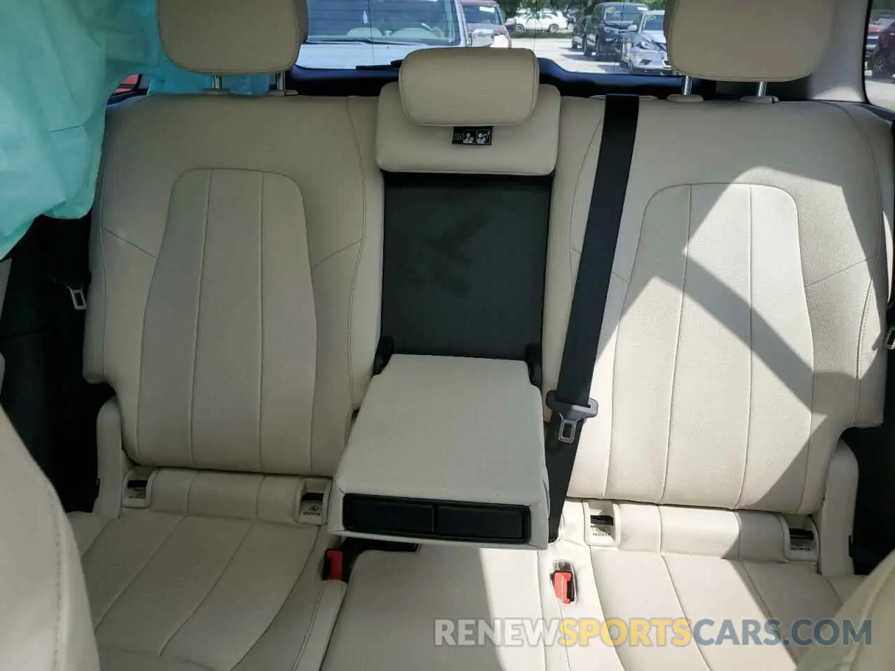 10 Photograph of a damaged car W1N4M4HB0LW031505 MERCEDES-BENZ GLB-CLASS 2020