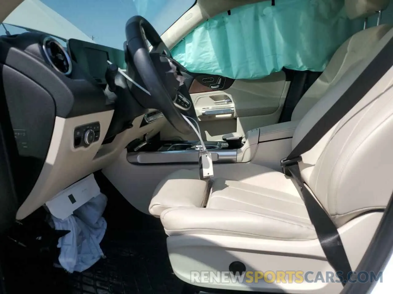 7 Photograph of a damaged car W1N4M4HB0LW031505 MERCEDES-BENZ GLB-CLASS 2020
