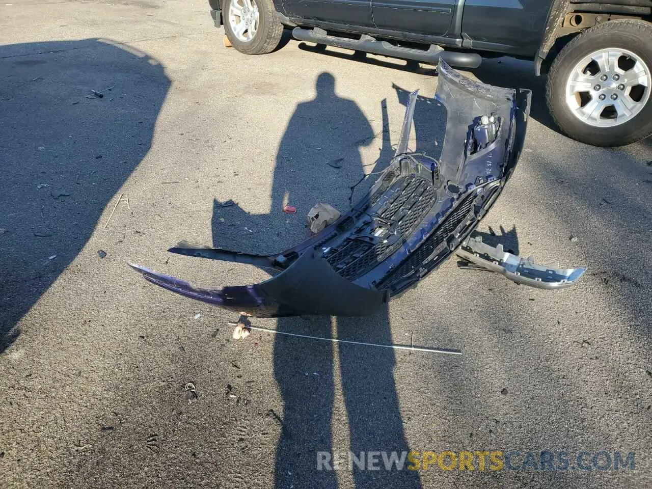 13 Photograph of a damaged car W1N4M4HB2LW043204 MERCEDES-BENZ GLB-CLASS 2020