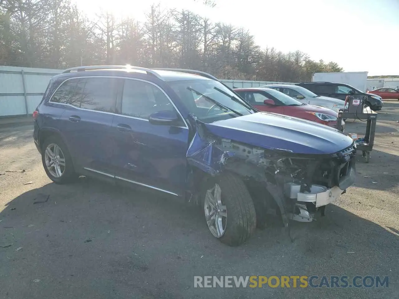 4 Photograph of a damaged car W1N4M4HB2LW043204 MERCEDES-BENZ GLB-CLASS 2020