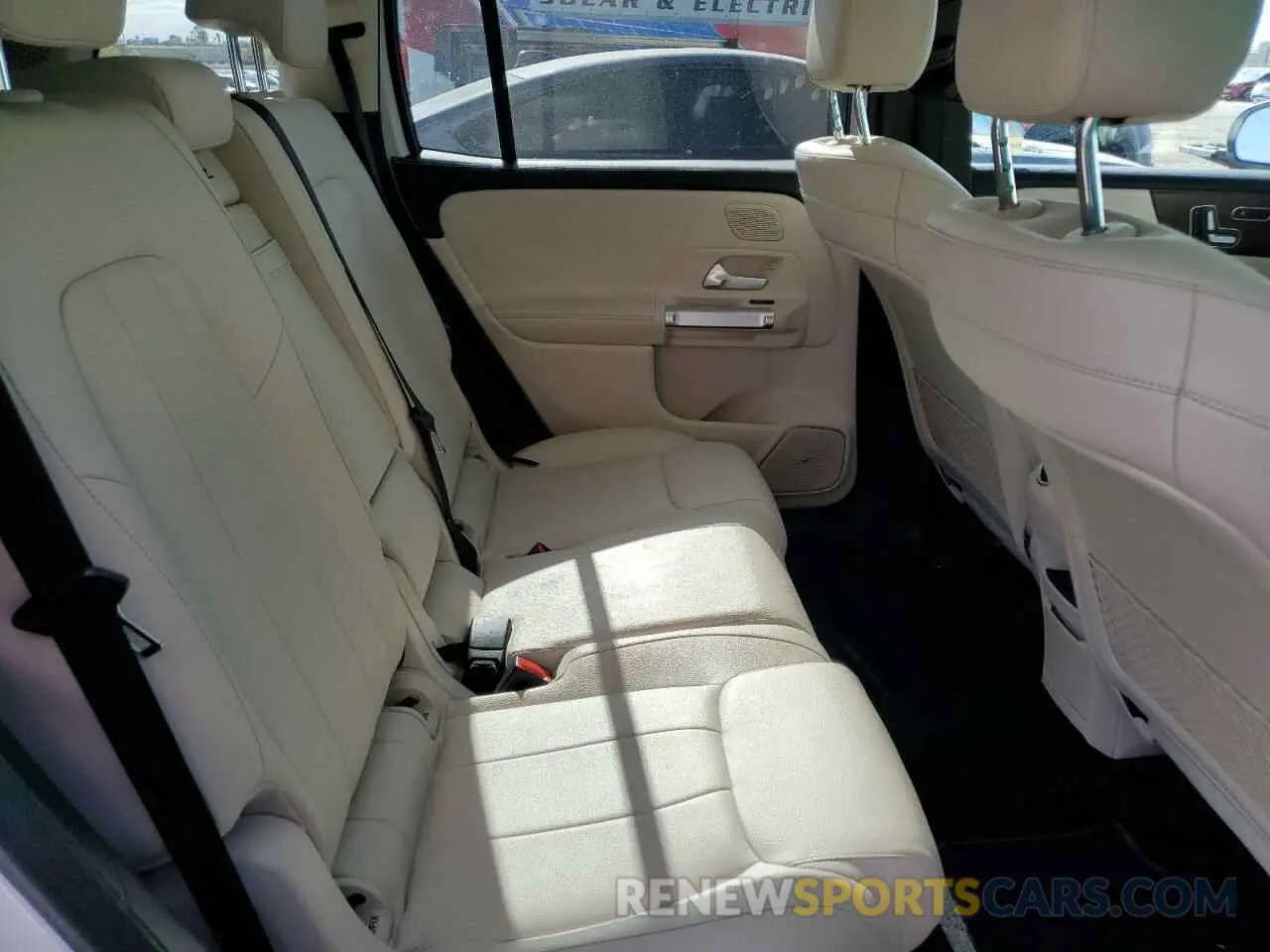 11 Photograph of a damaged car W1N4M4HB3LW033278 MERCEDES-BENZ GLB-CLASS 2020