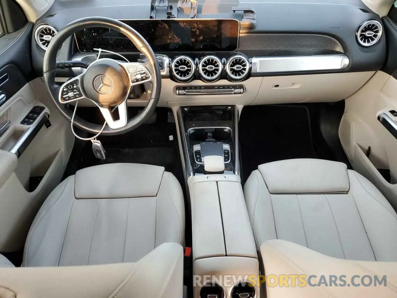 8 Фотография поврежденного автомобиля W1N4M4HB5LW070803 MERCEDES-BENZ GLB-CLASS 2020