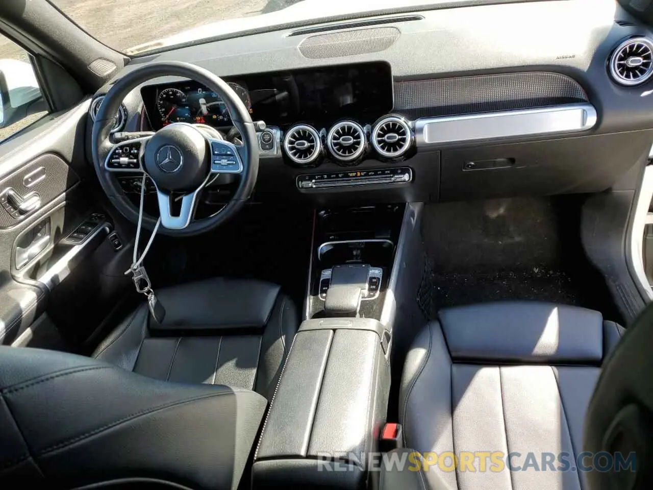 8 Photograph of a damaged car W1N4M4HB6LW026129 MERCEDES-BENZ GLB-CLASS 2020
