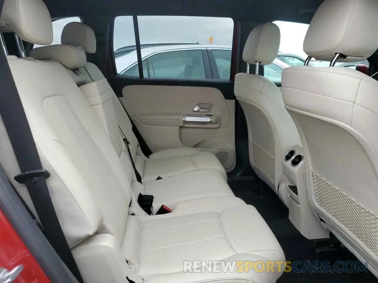 10 Photograph of a damaged car W1N4M4HB6LW029189 MERCEDES-BENZ GLB-CLASS 2020