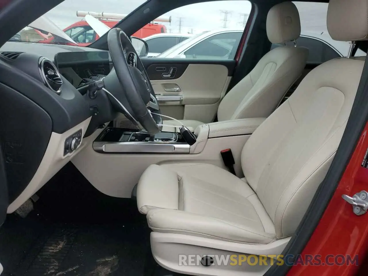 7 Photograph of a damaged car W1N4M4HB6LW029189 MERCEDES-BENZ GLB-CLASS 2020