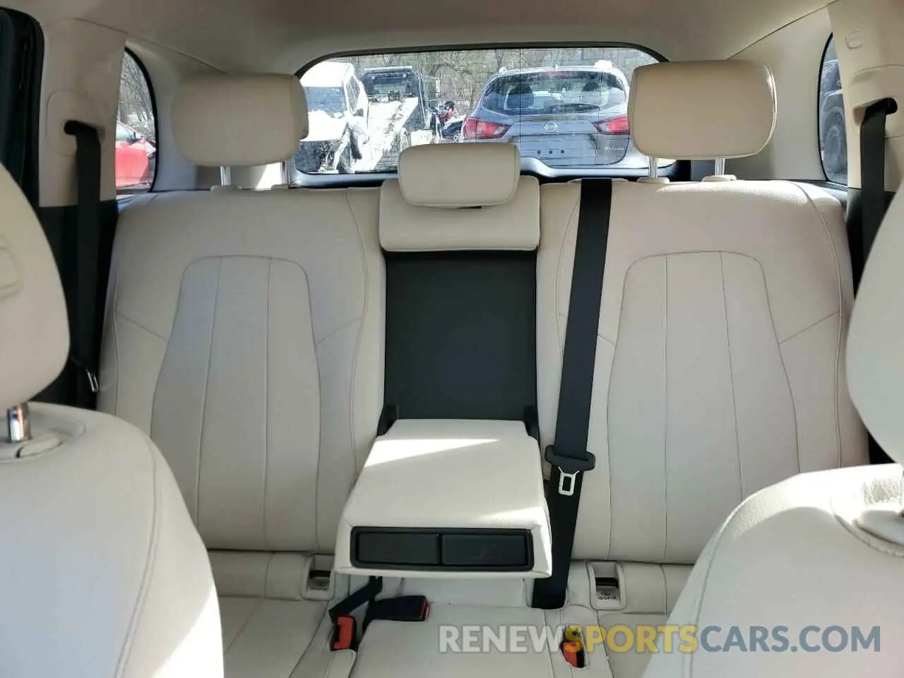 10 Фотография поврежденного автомобиля W1N4M4HB7LW016161 MERCEDES-BENZ GLB-CLASS 2020