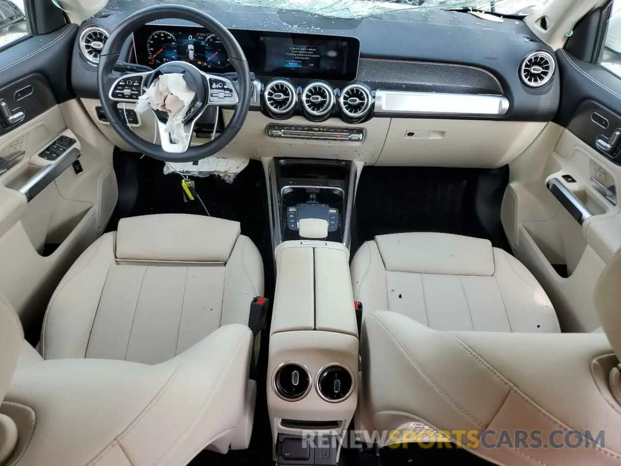 8 Photograph of a damaged car W1N4M4GB0MW145670 MERCEDES-BENZ GLB-CLASS 2021