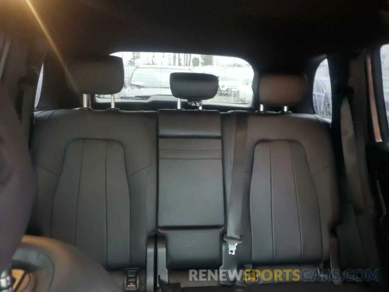 10 Фотография поврежденного автомобиля W1N4M4GB0MW158032 MERCEDES-BENZ GLB-CLASS 2021