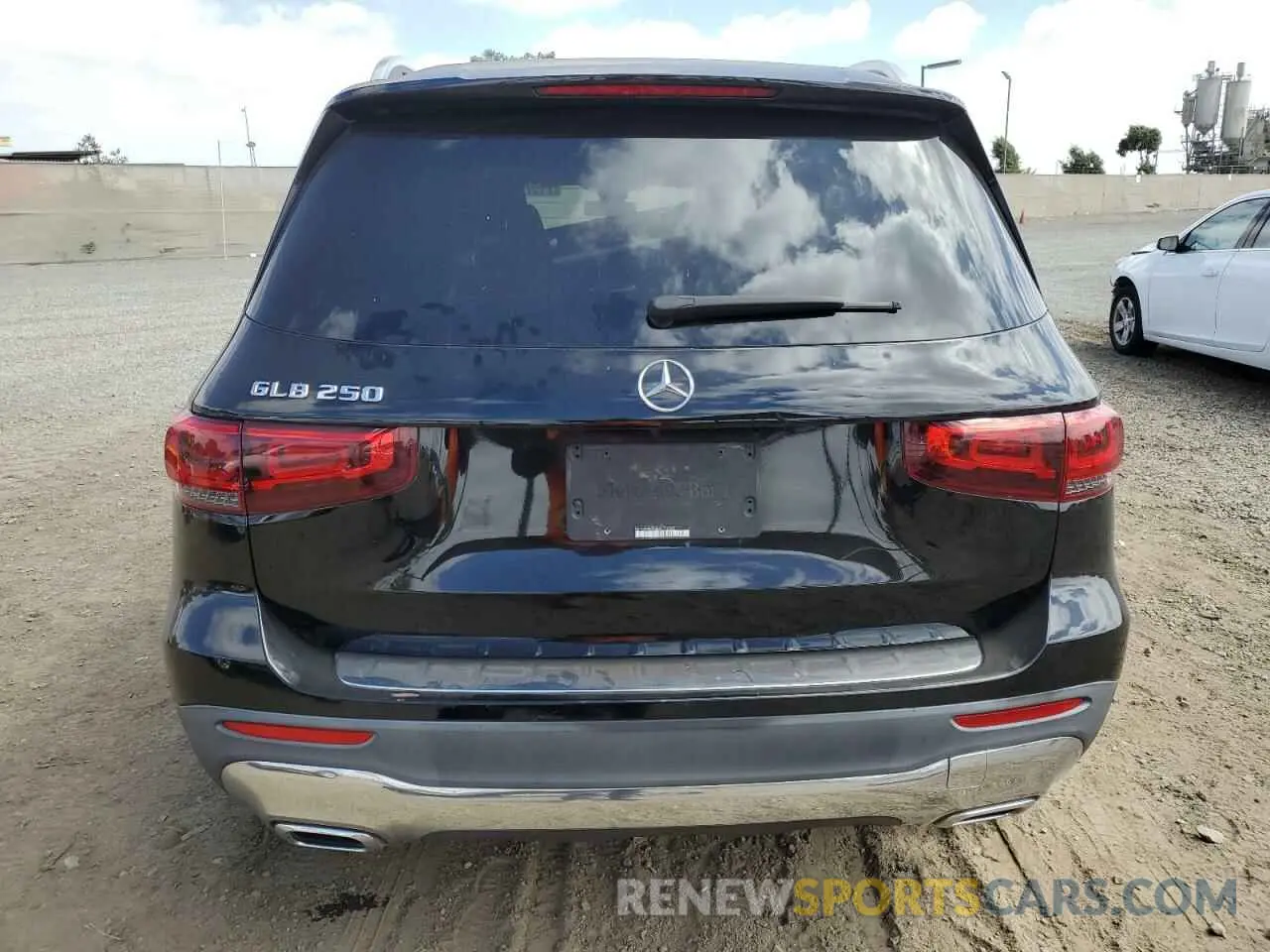 6 Photograph of a damaged car W1N4M4GB4MW156543 MERCEDES-BENZ GLB-CLASS 2021