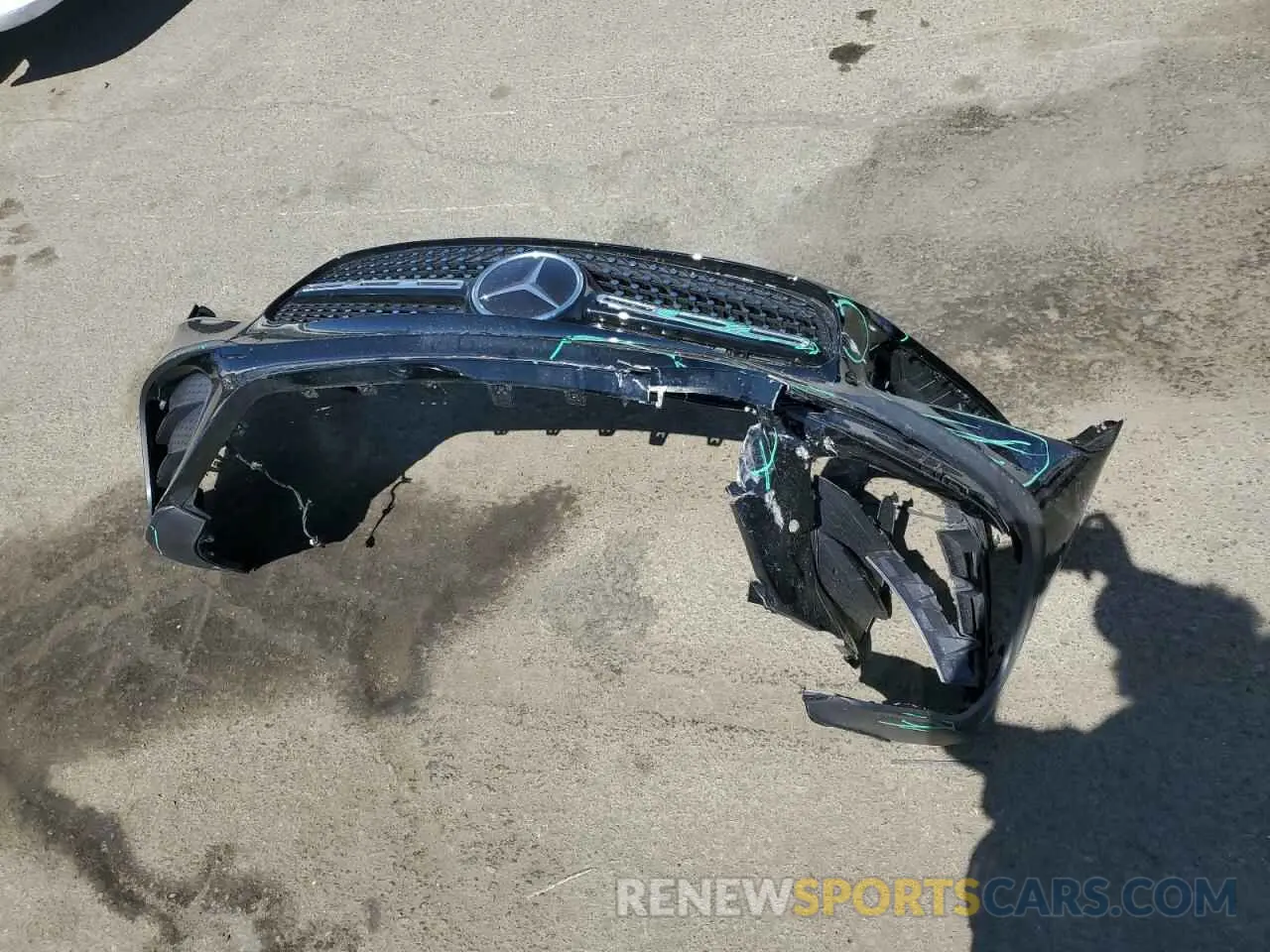 13 Photograph of a damaged car W1N4M4GB5MW111062 MERCEDES-BENZ GLB-CLASS 2021
