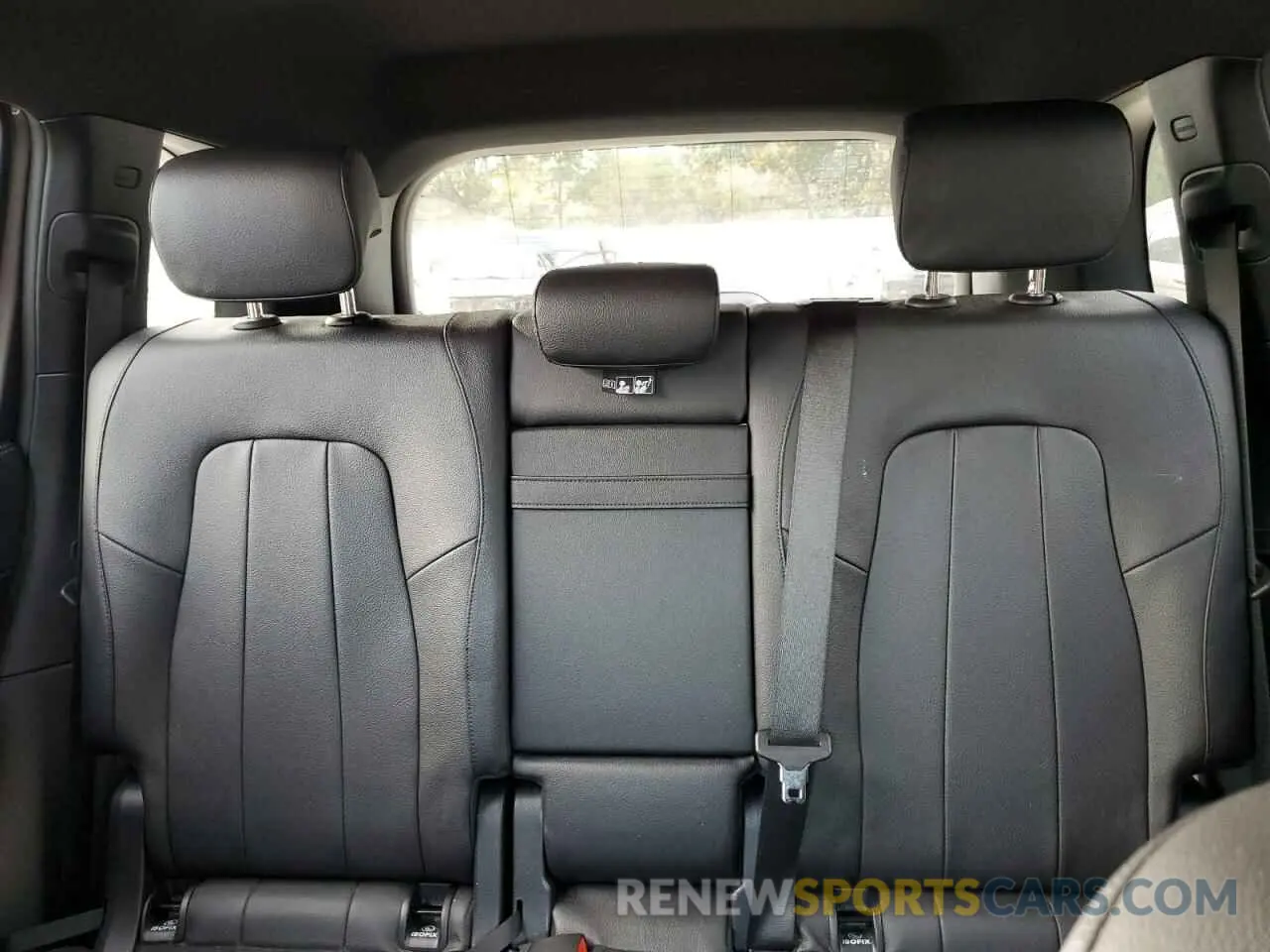 10 Photograph of a damaged car W1N4M4HB0MW090958 MERCEDES-BENZ GLB-CLASS 2021
