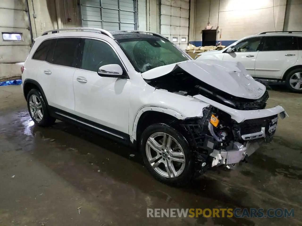 4 Photograph of a damaged car W1N4M4HB1MW150603 MERCEDES-BENZ GLB-CLASS 2021