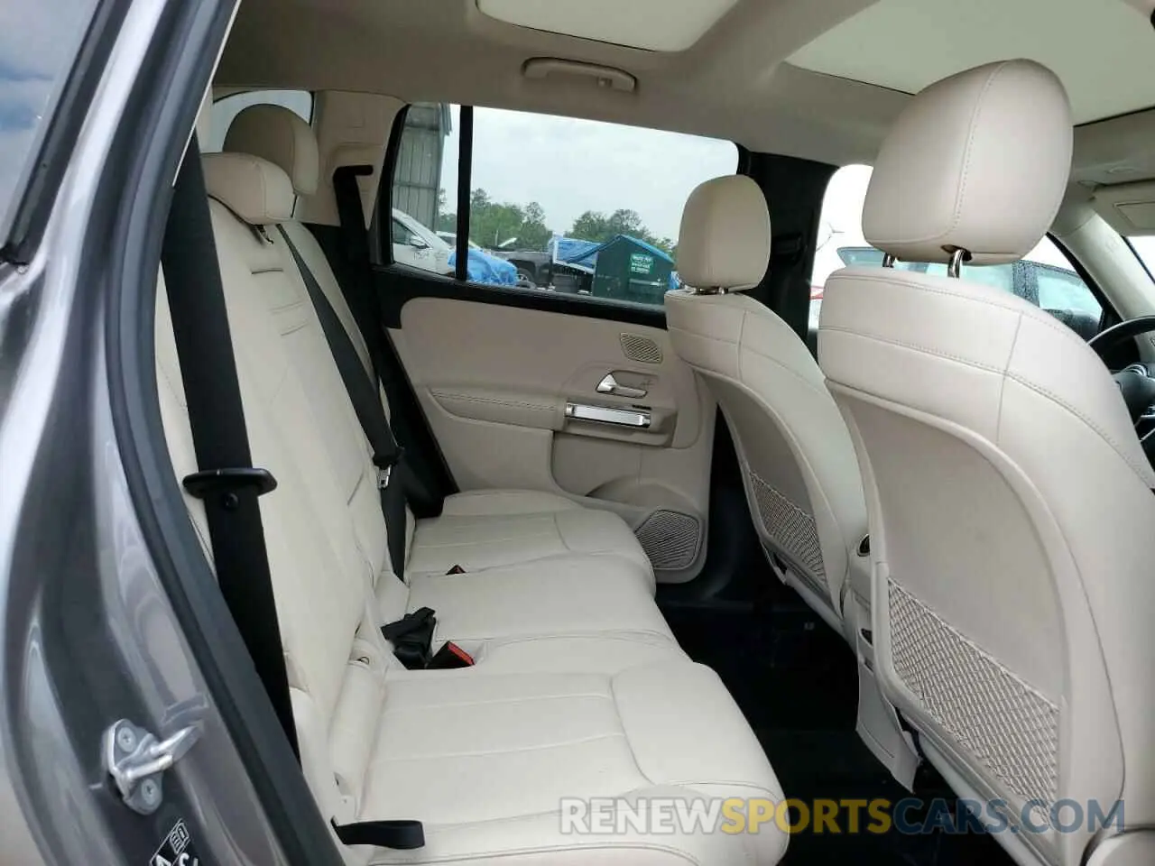 11 Photograph of a damaged car W1N4M4HB3MW102553 MERCEDES-BENZ GLB-CLASS 2021