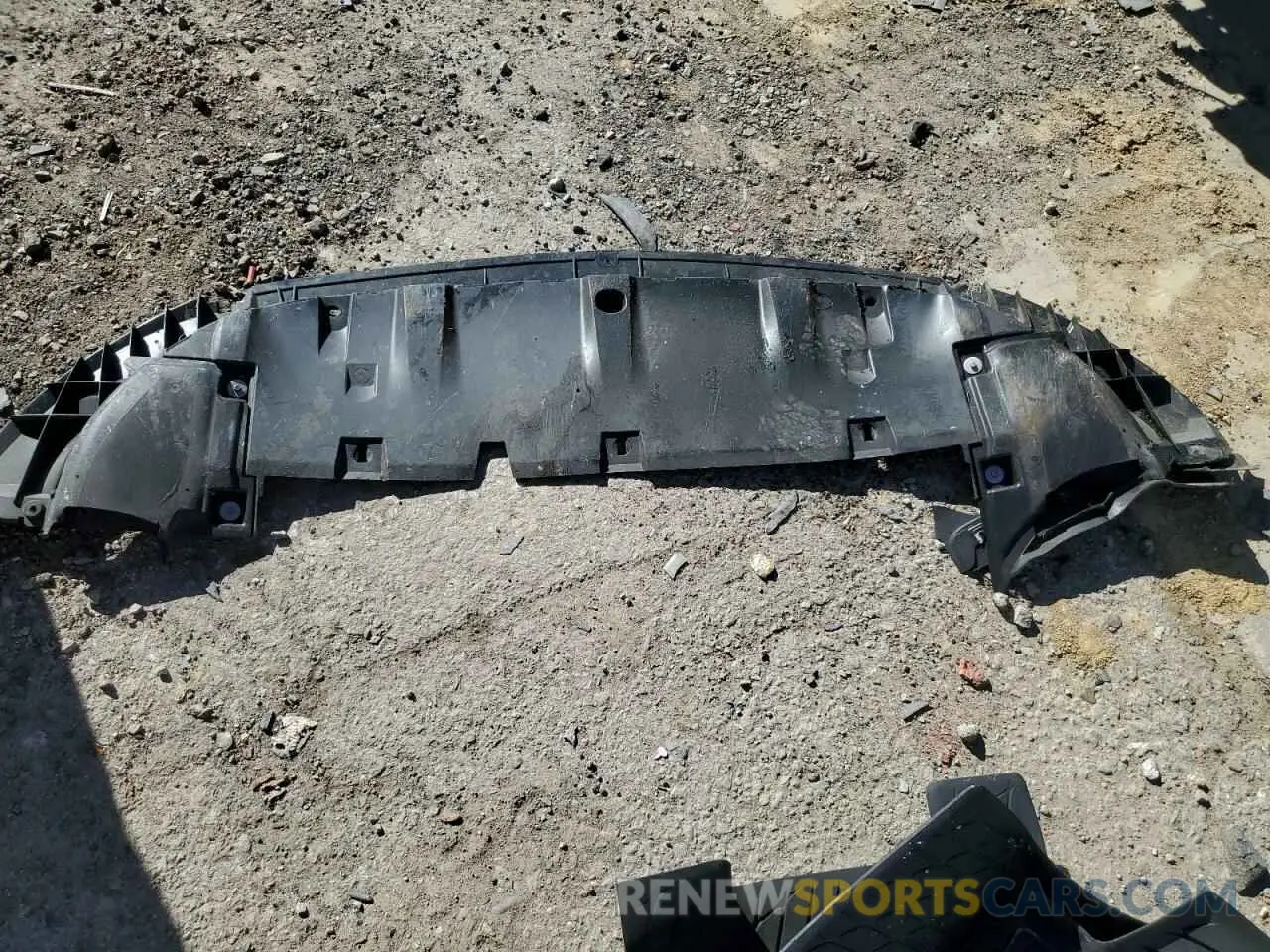 13 Photograph of a damaged car W1N4M4HB4MW106093 MERCEDES-BENZ GLB-CLASS 2021